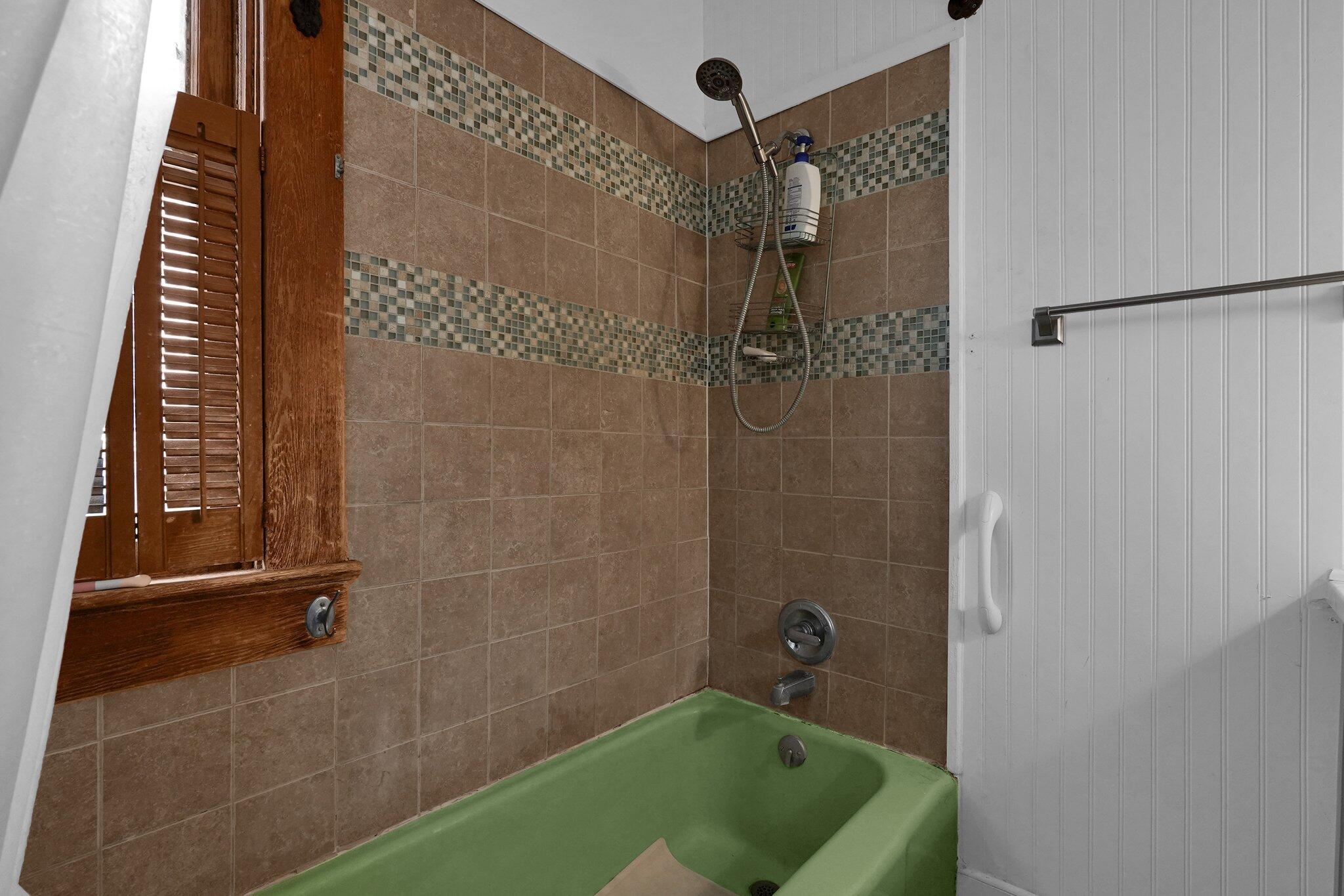 125 W Mound Street Property Photo 28