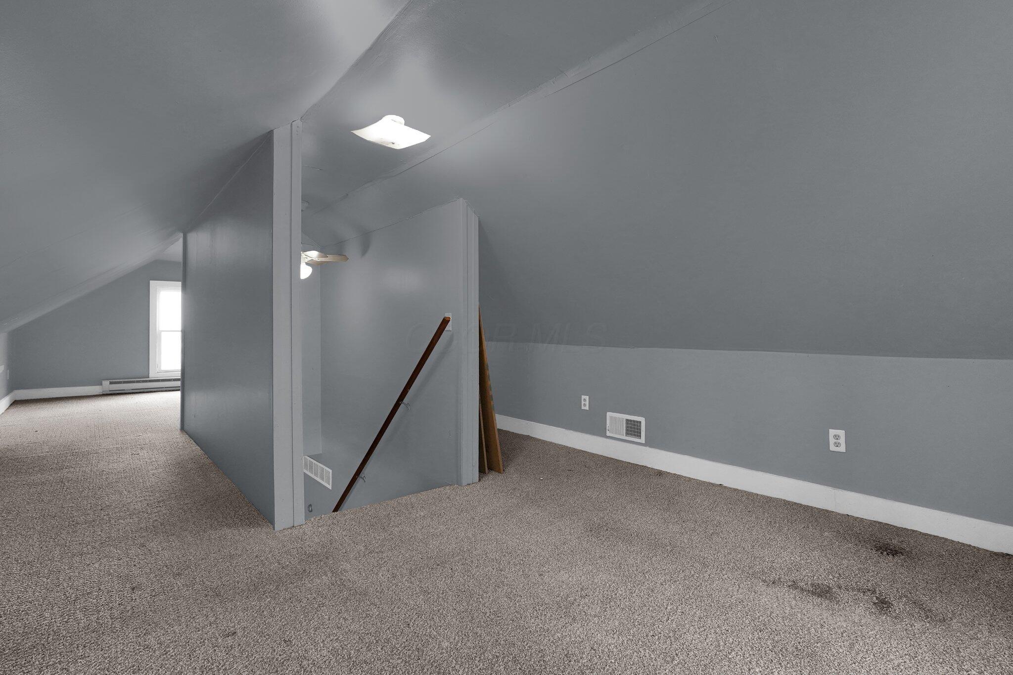 125 W Mound Street Property Photo 42
