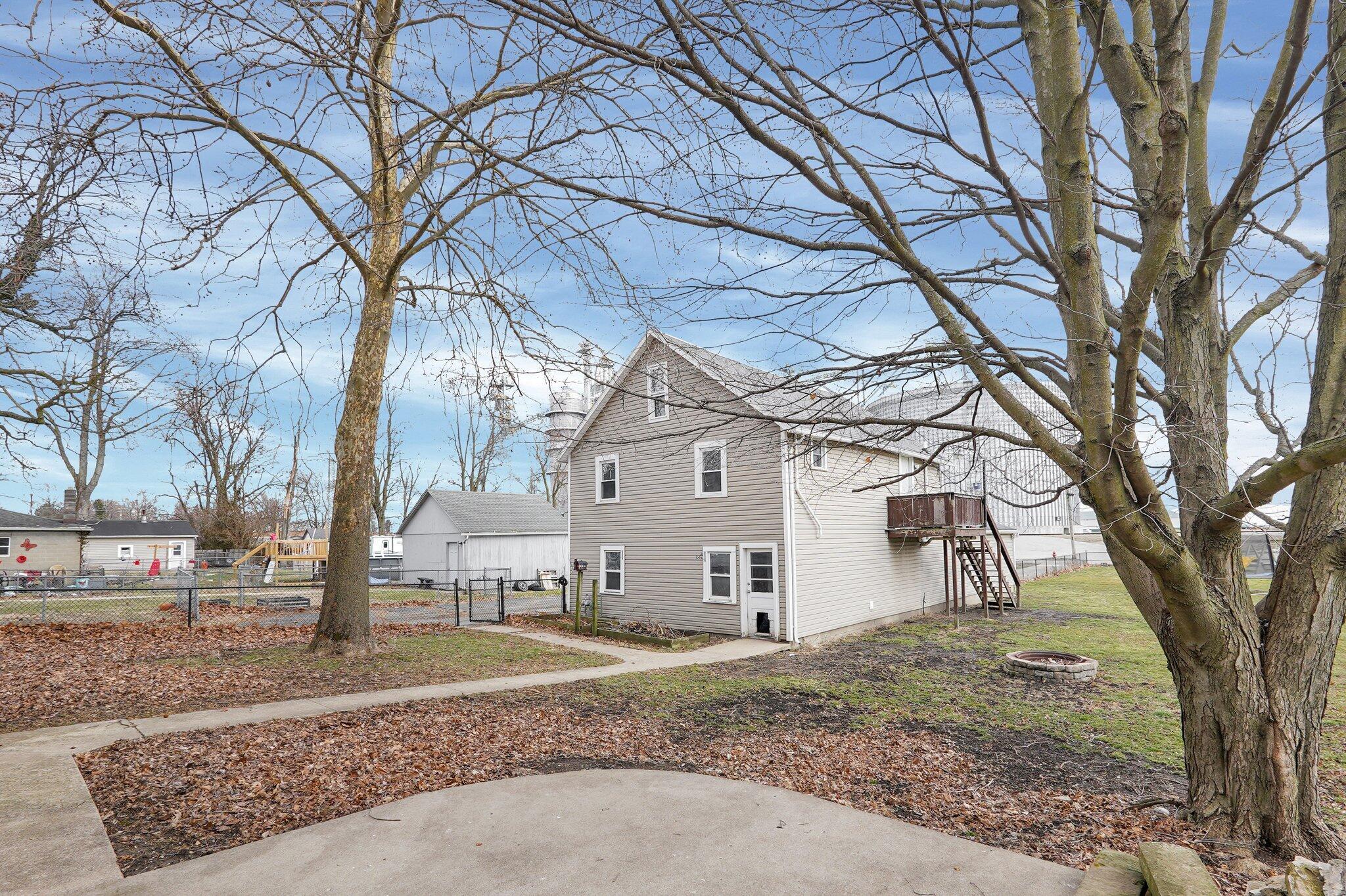 125 W Mound Street Property Photo 51