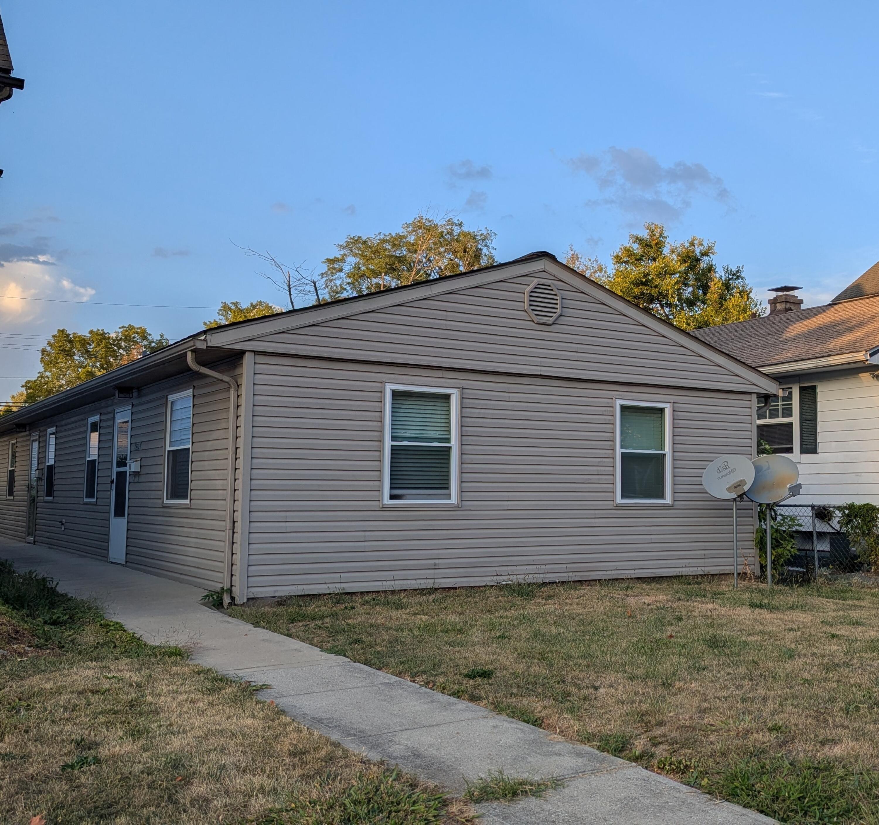 1576-1578 Minnesota Avenue Property Photo 2