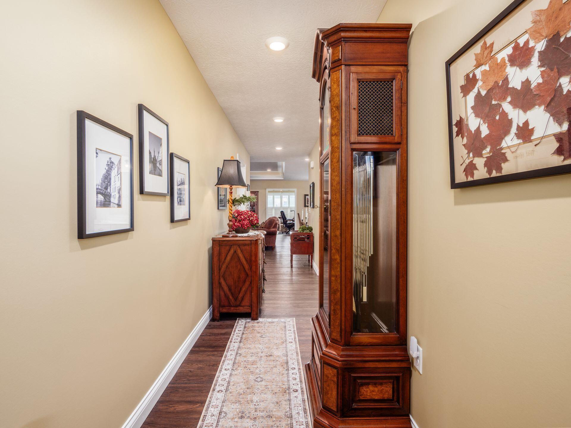 1188 E Bentley Circle Property Photo 6
