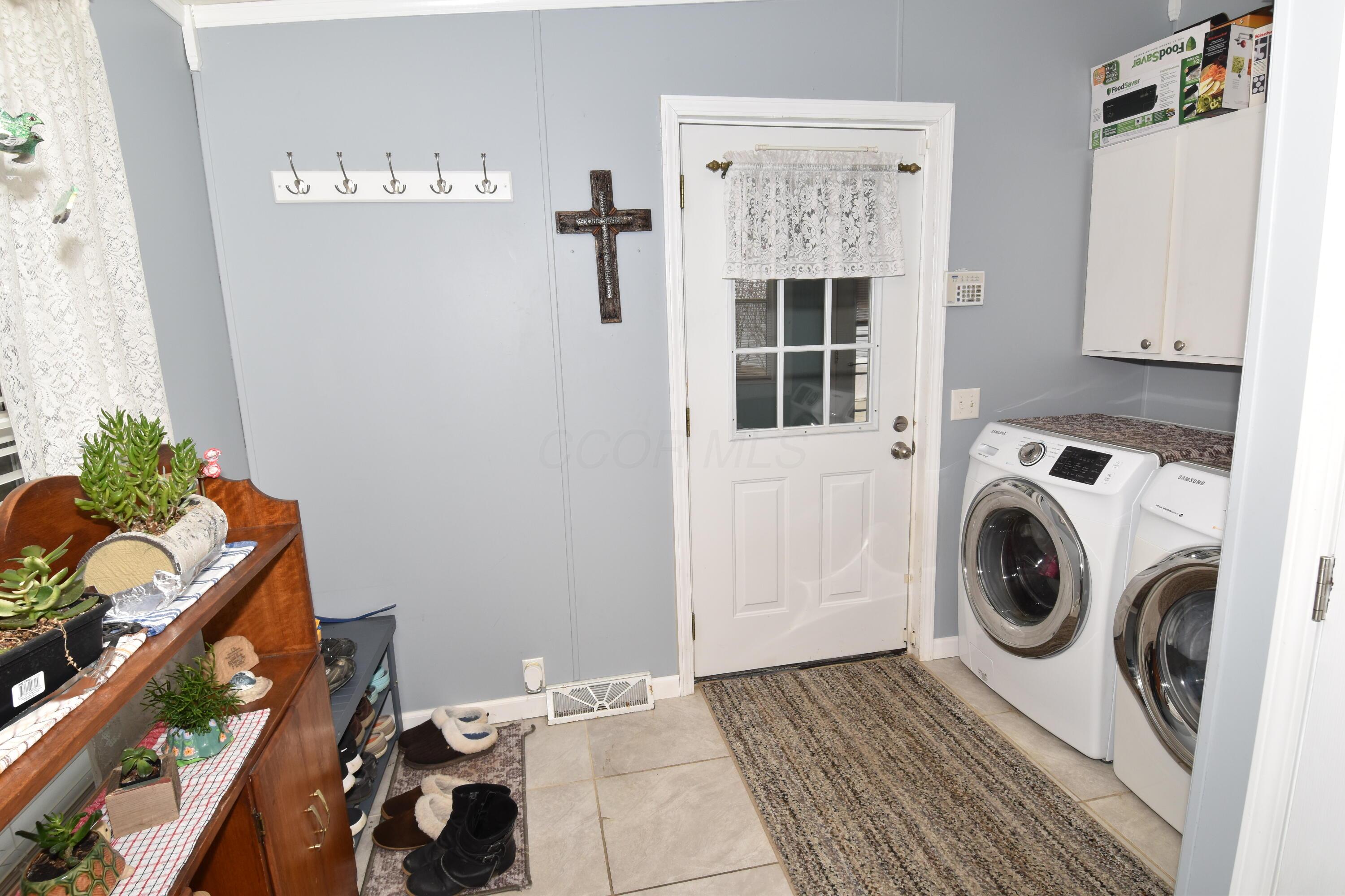 2105 Gard Lane Property Photo 9