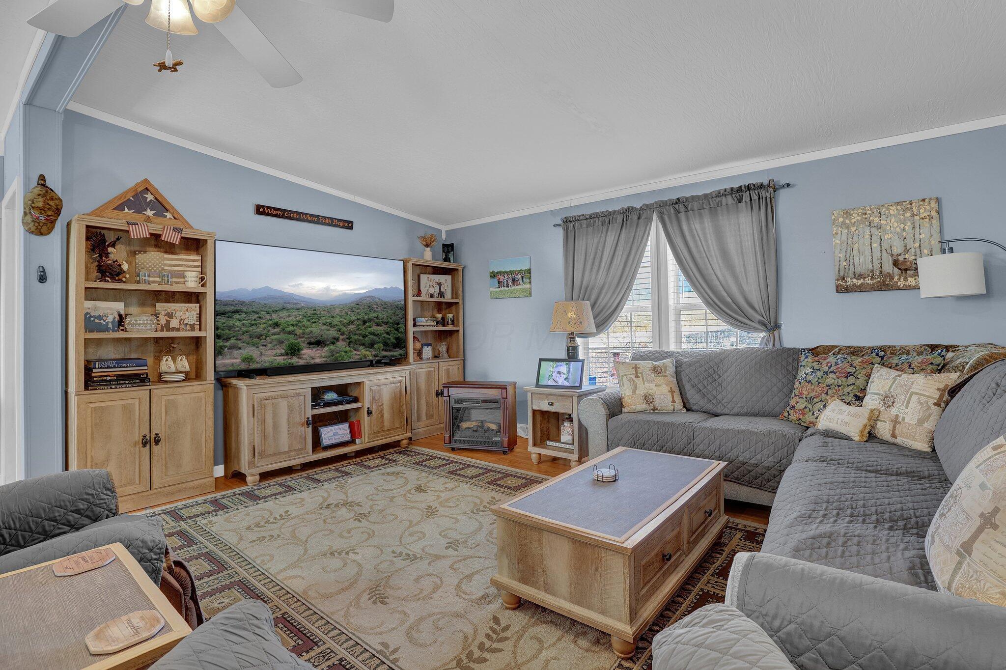 2105 Gard Lane Property Photo 19