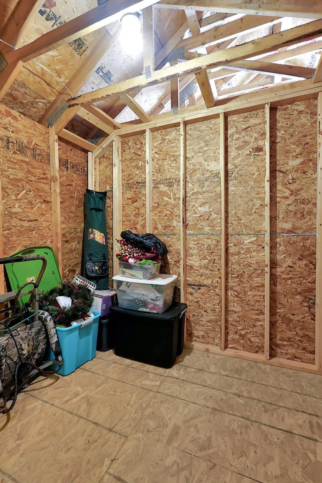 1390 Hemetite Drive Property Photo 31