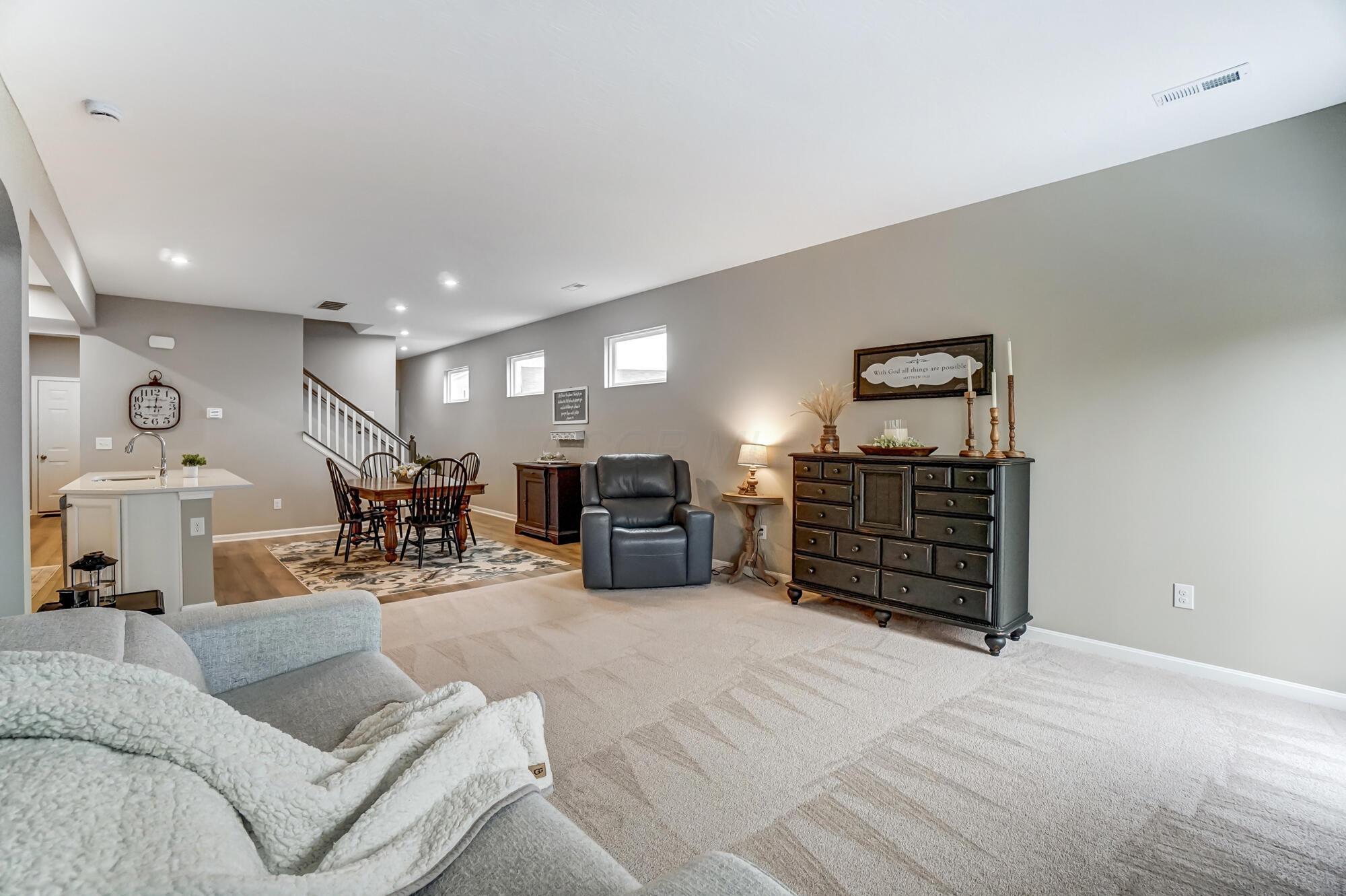 36 Oldham Court Property Photo 9