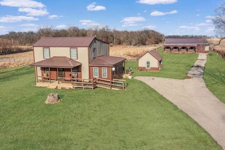 8830 Hunt Clymer Road Property Photo