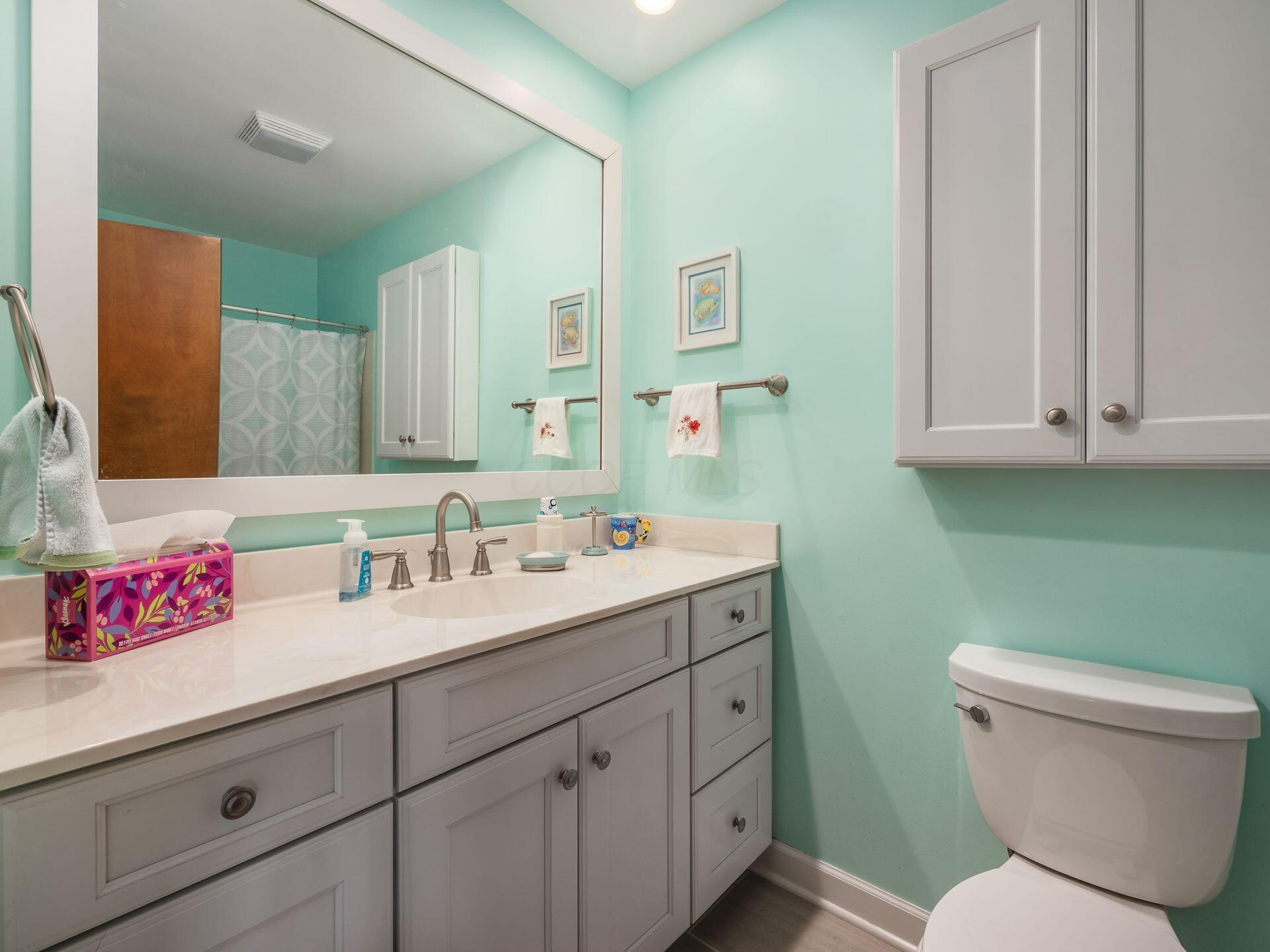 4574 Arlingate Drive E Property Photo 16