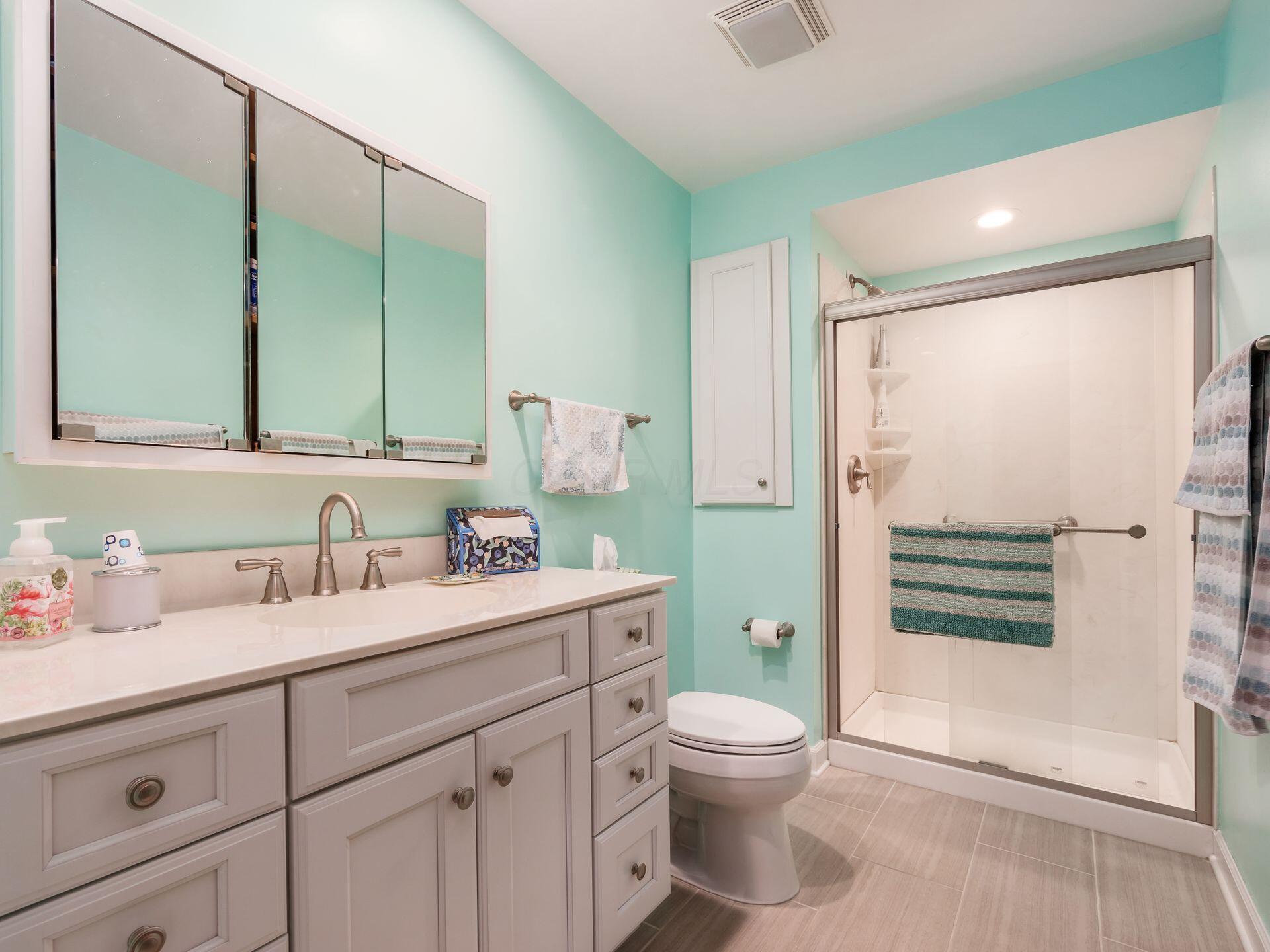 4574 Arlingate Drive E Property Photo 26