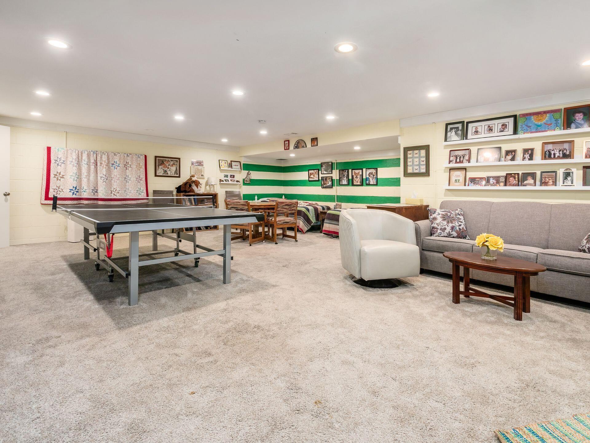 4574 Arlingate Drive E Property Photo 30