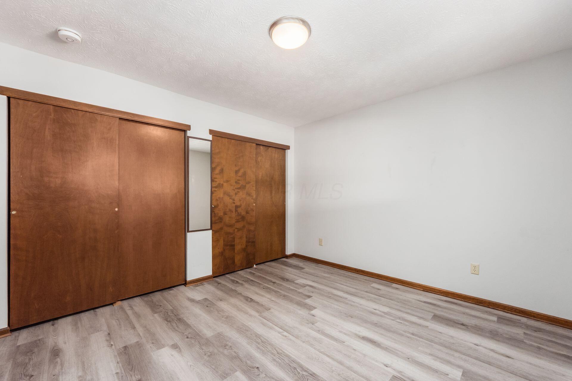 4574 Arlingate Drive E Property Photo 45