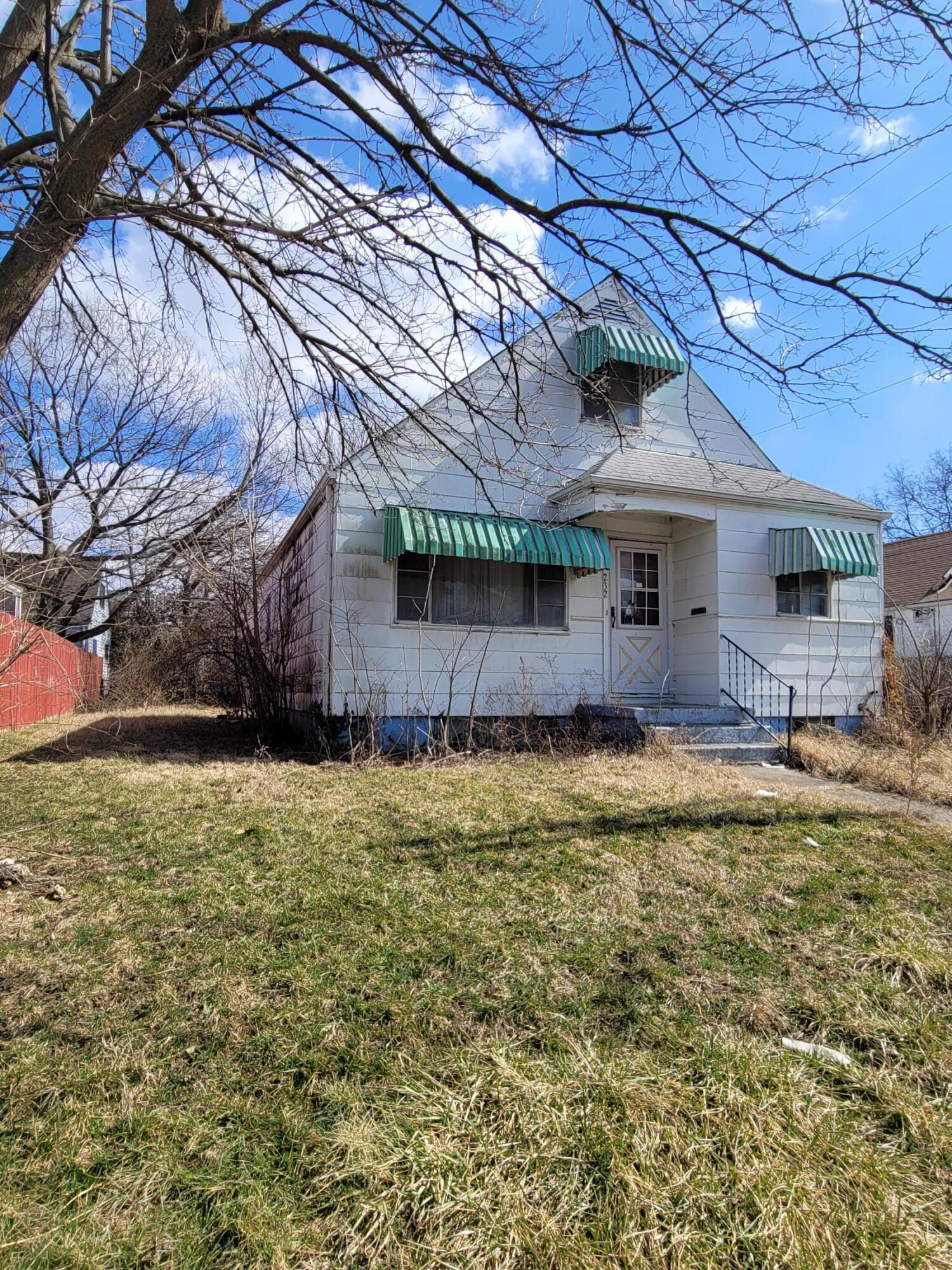 232 S Wayne Avenue Property Photo 4