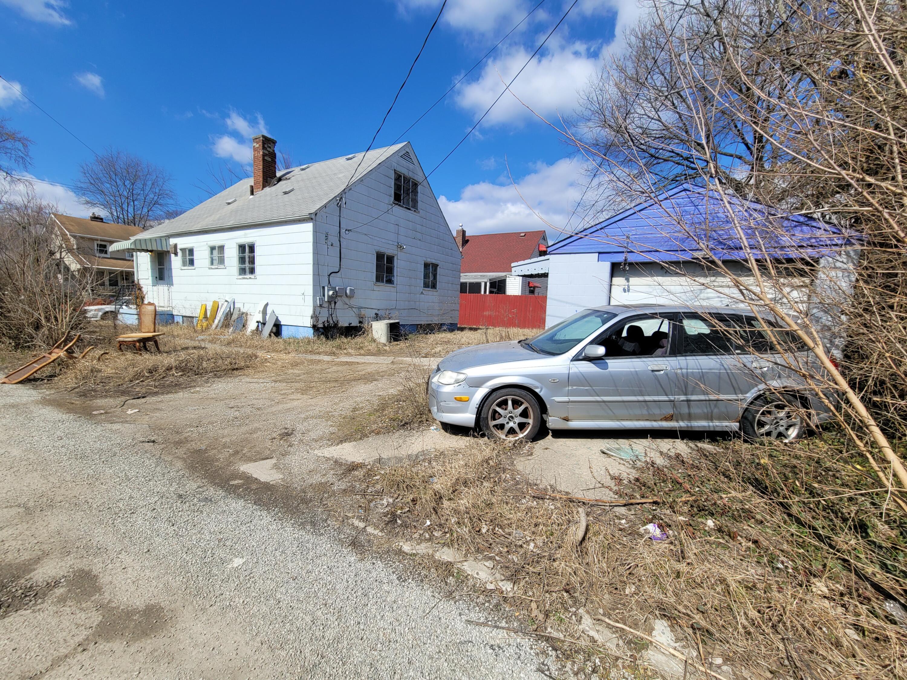 232 S Wayne Avenue Property Photo 6
