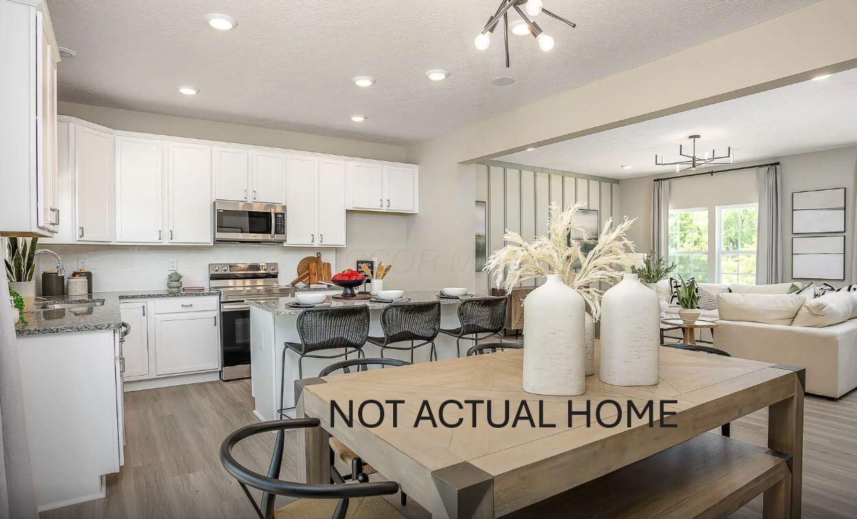 150 Dusky Willow Drive Property Photo 2