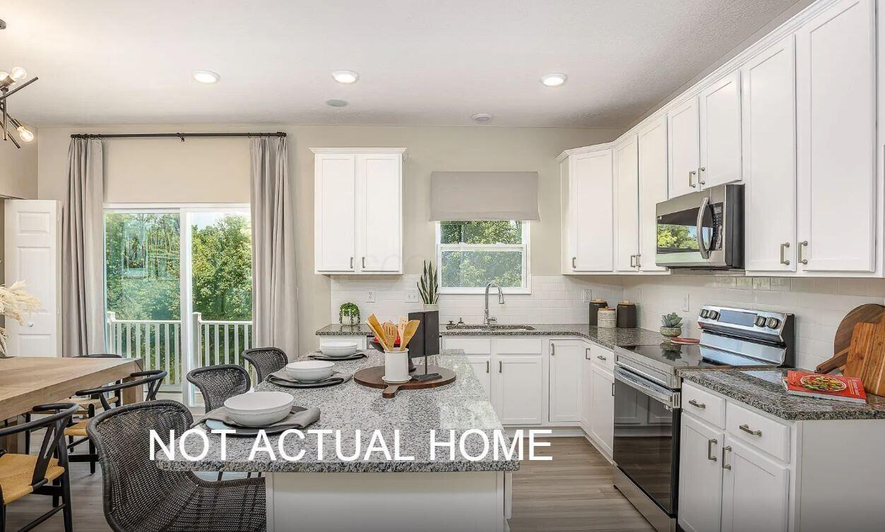 150 Dusky Willow Drive Property Photo 4