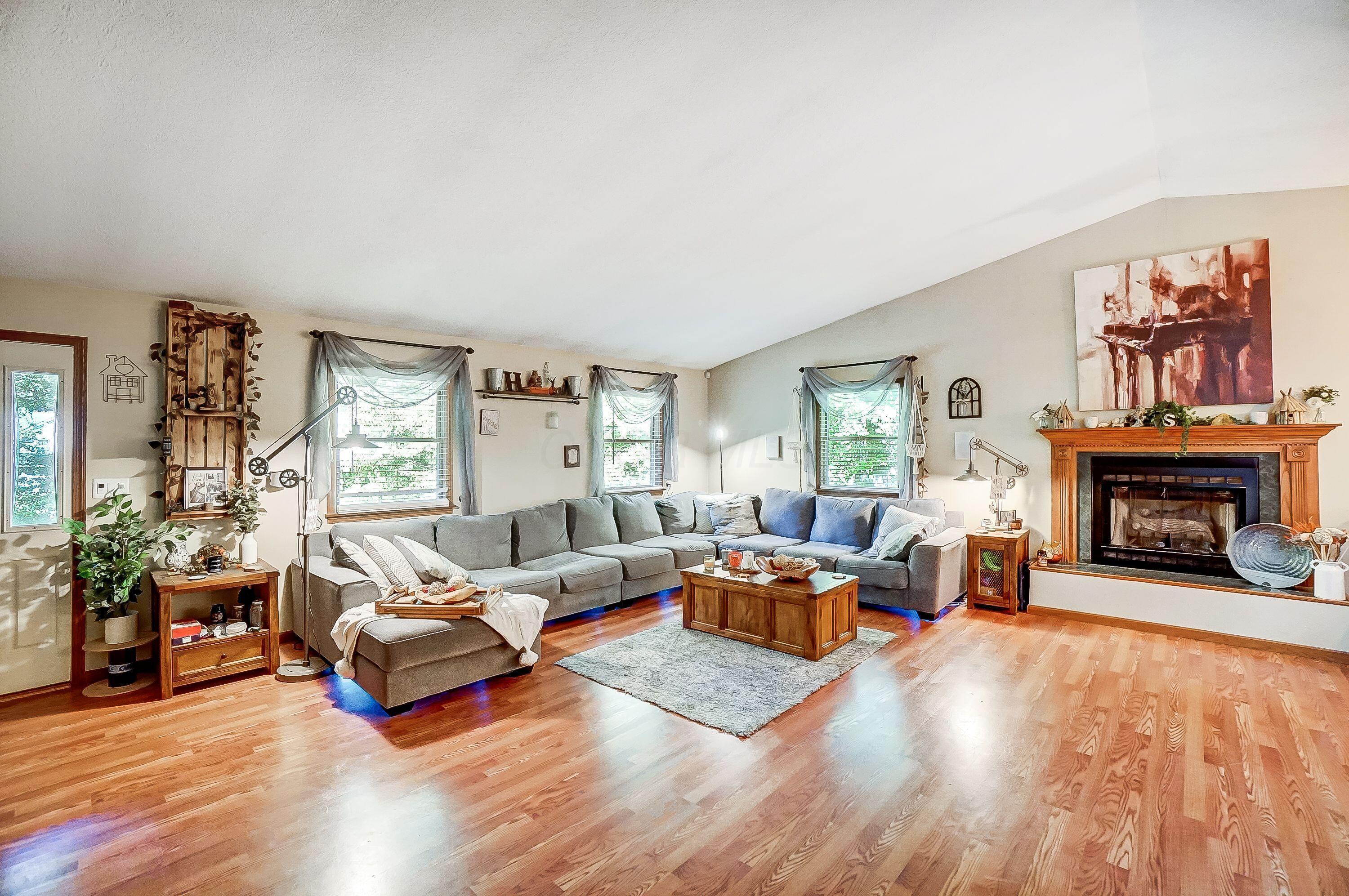 Picture of 2512 Apple Valley Drive