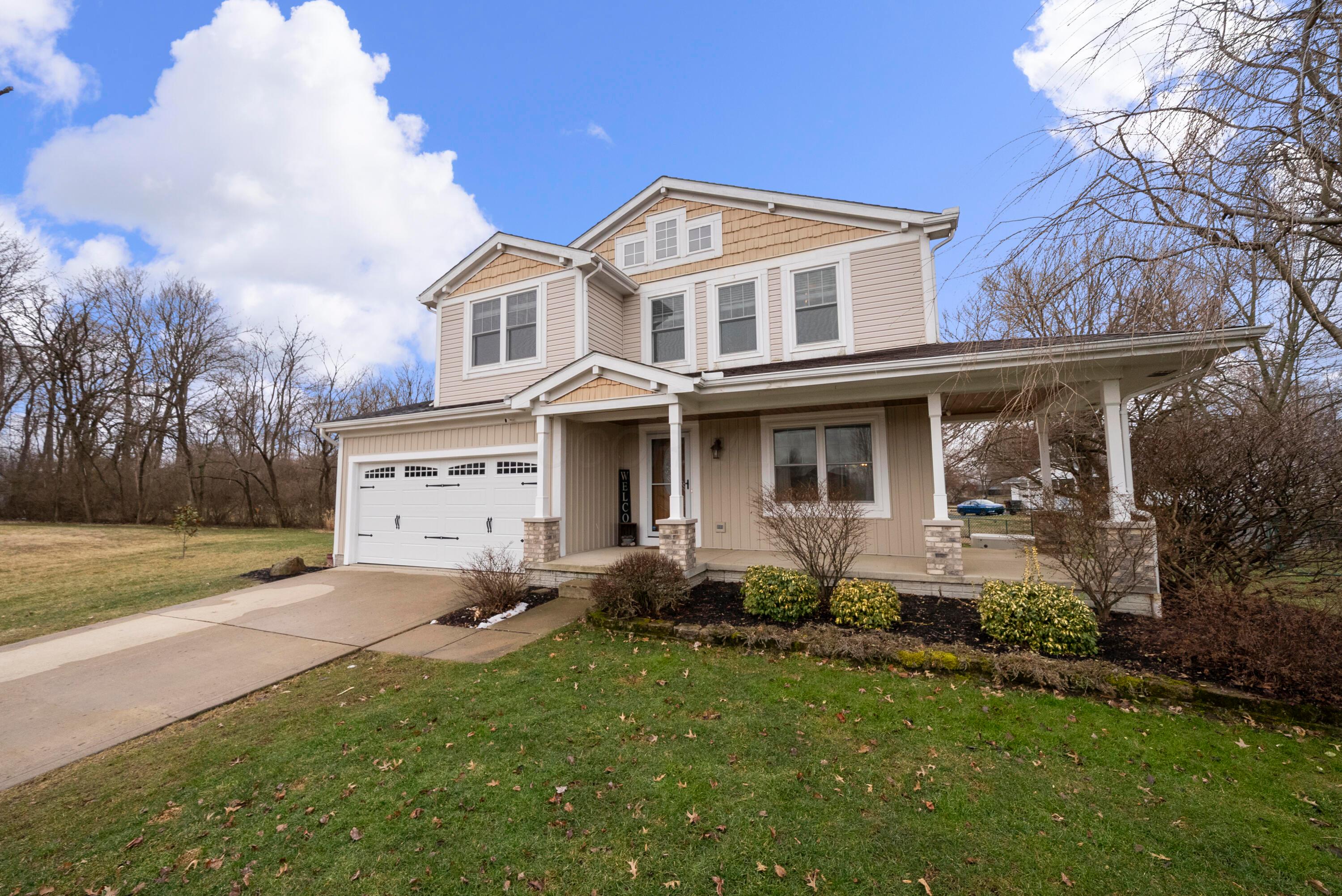 99 Sassafrass Place Property Photo 2
