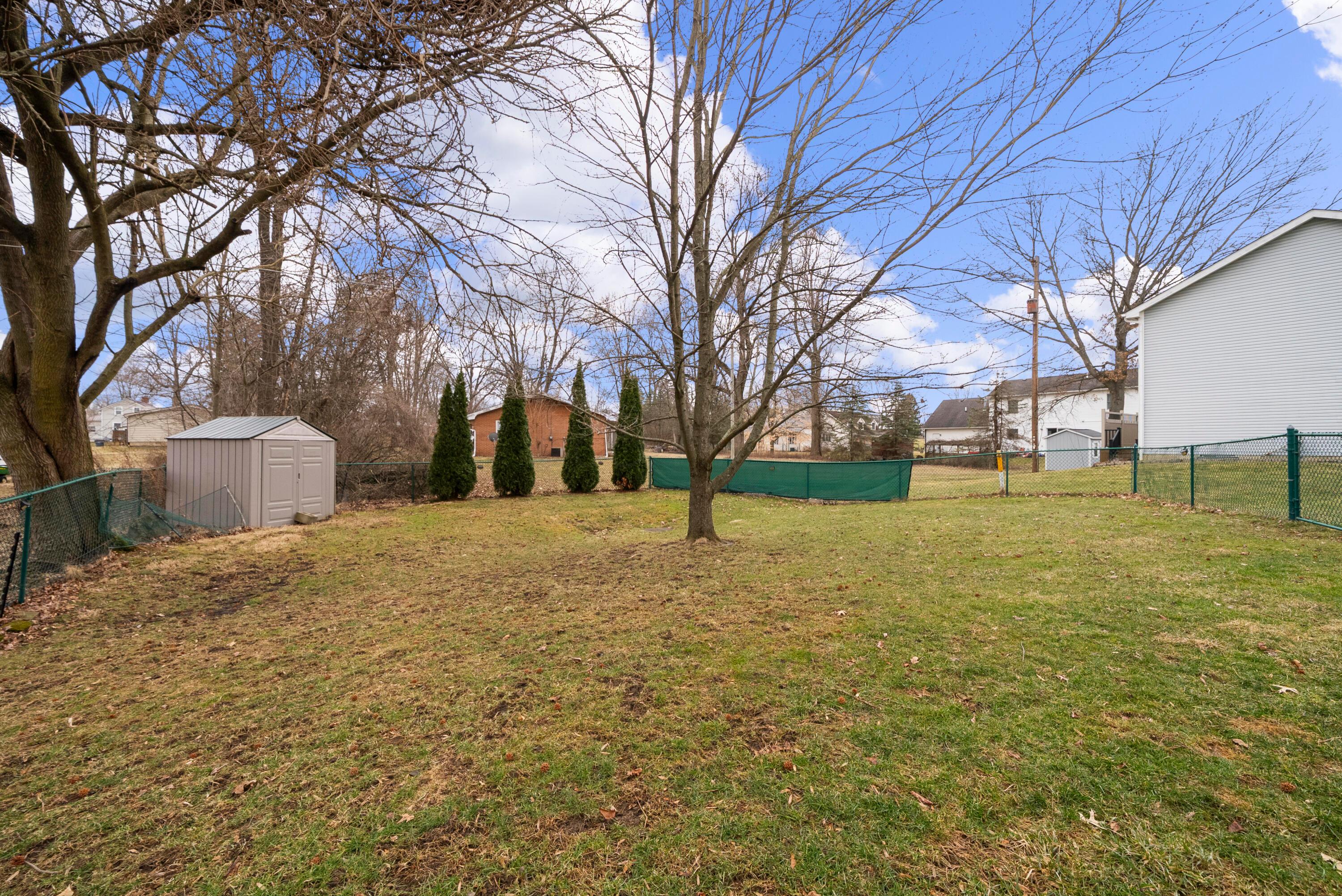 99 Sassafrass Place Property Photo 41