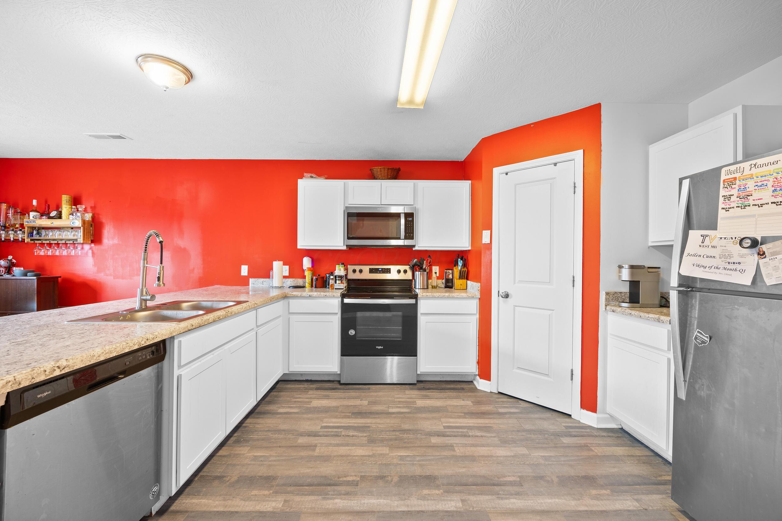 35 Waterman Avenue Property Photo 8