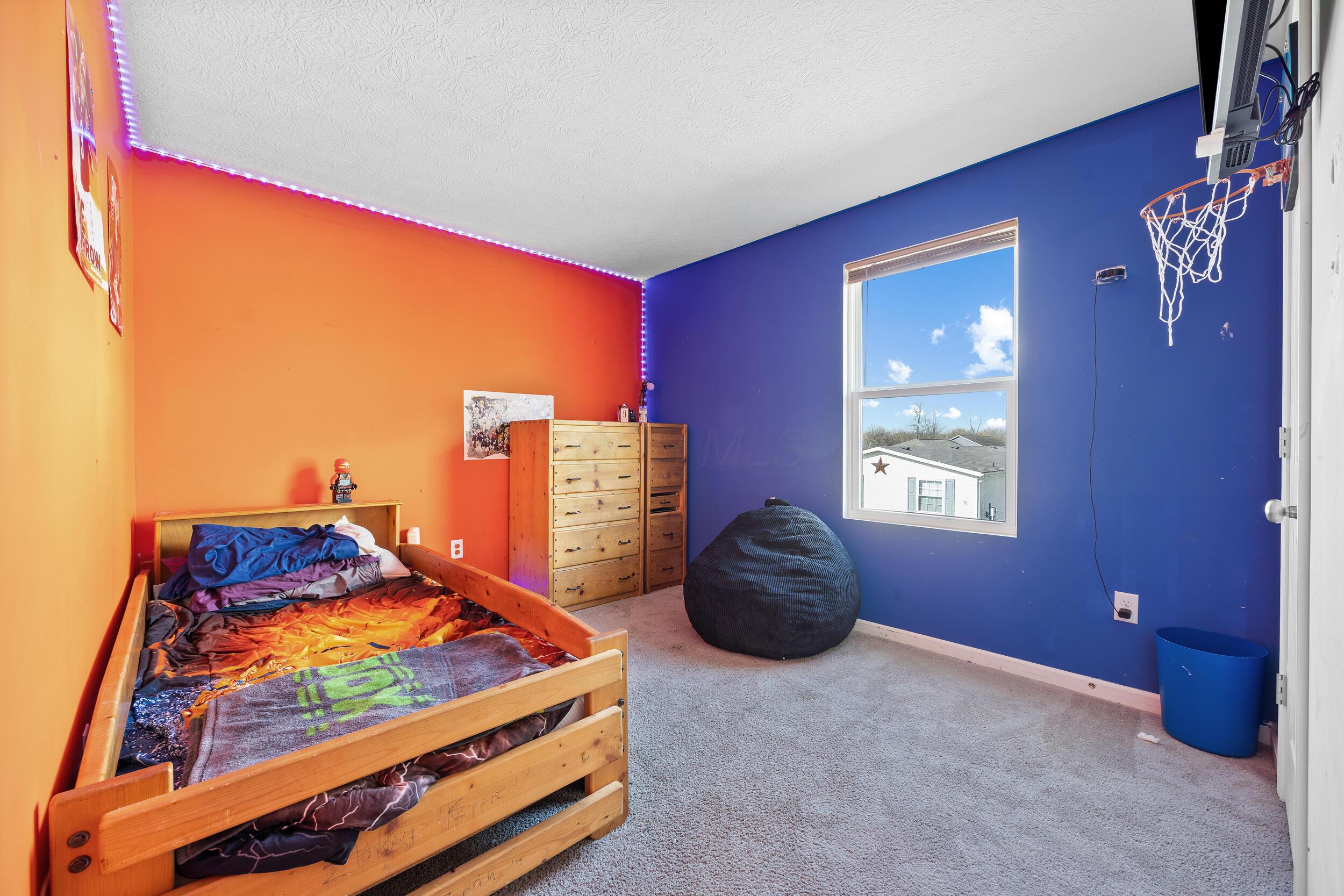 35 Waterman Avenue Property Photo 17