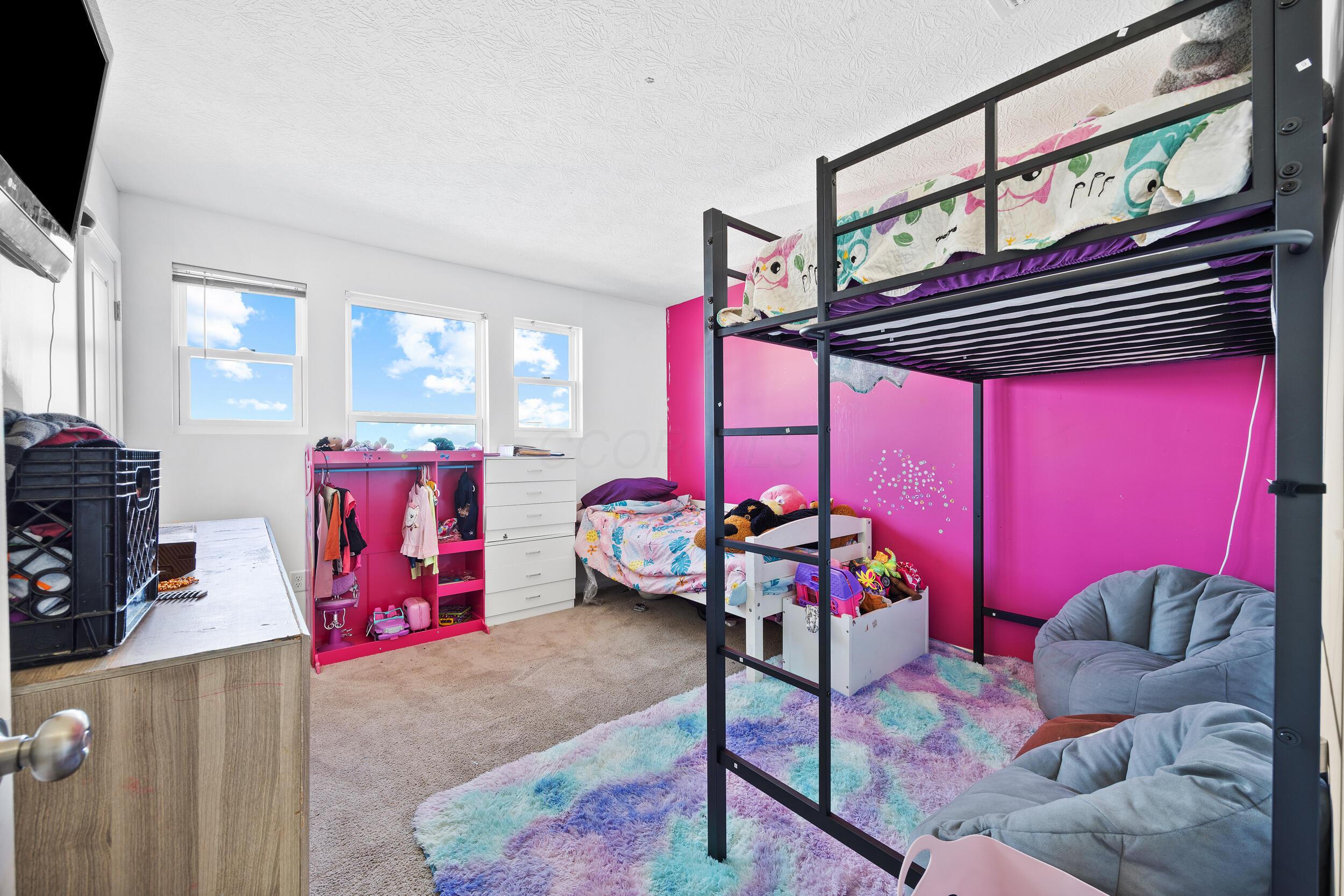35 Waterman Avenue Property Photo 20