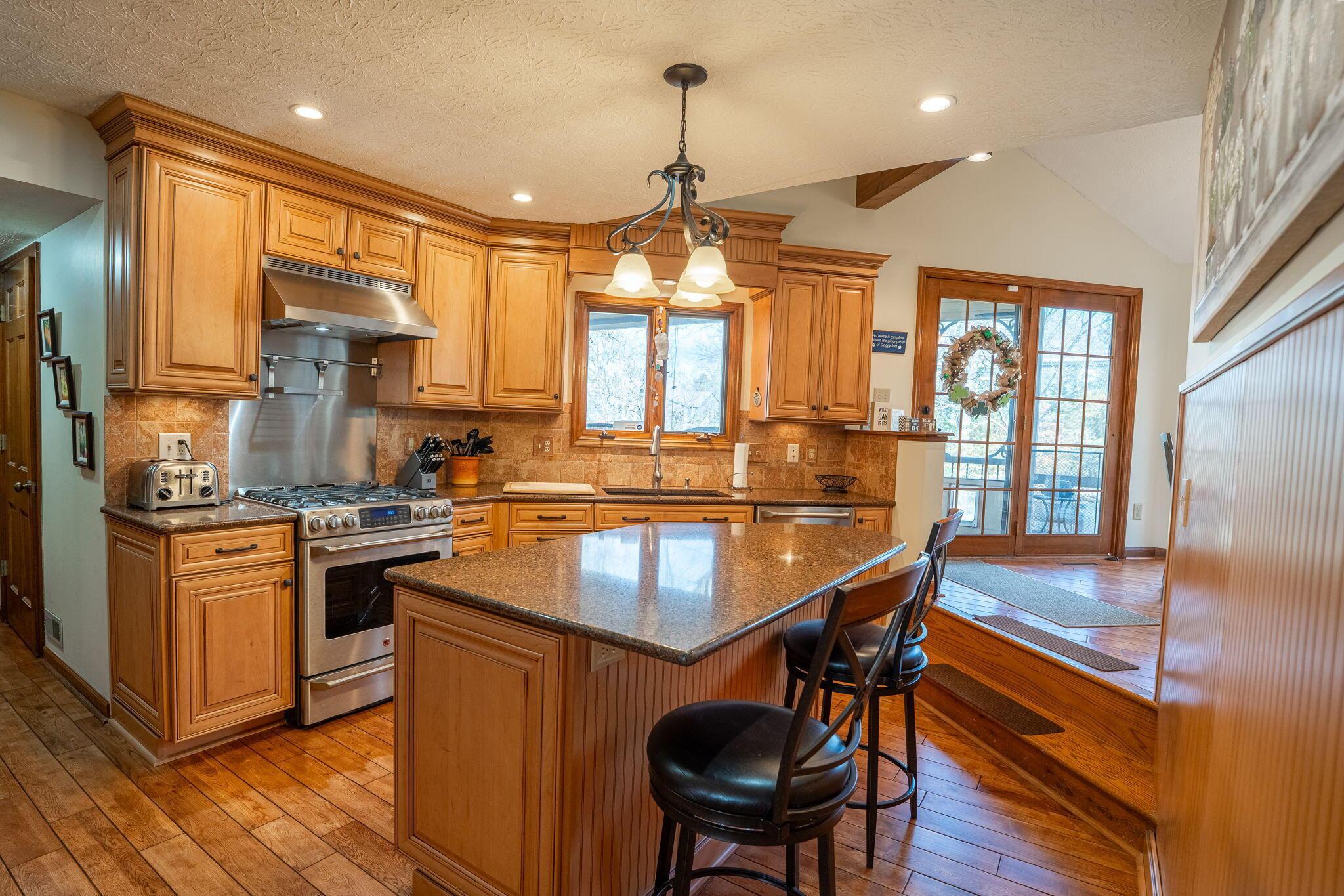 468 Old Mill Drive Property Photo 12
