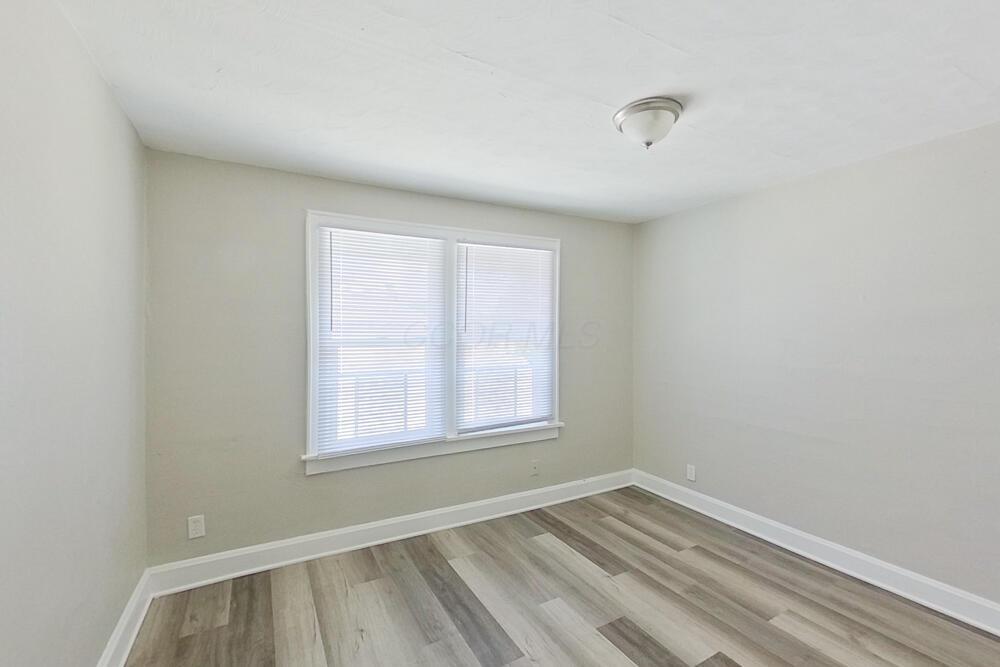 1361-1363 E 18th Avenue Property Photo 13