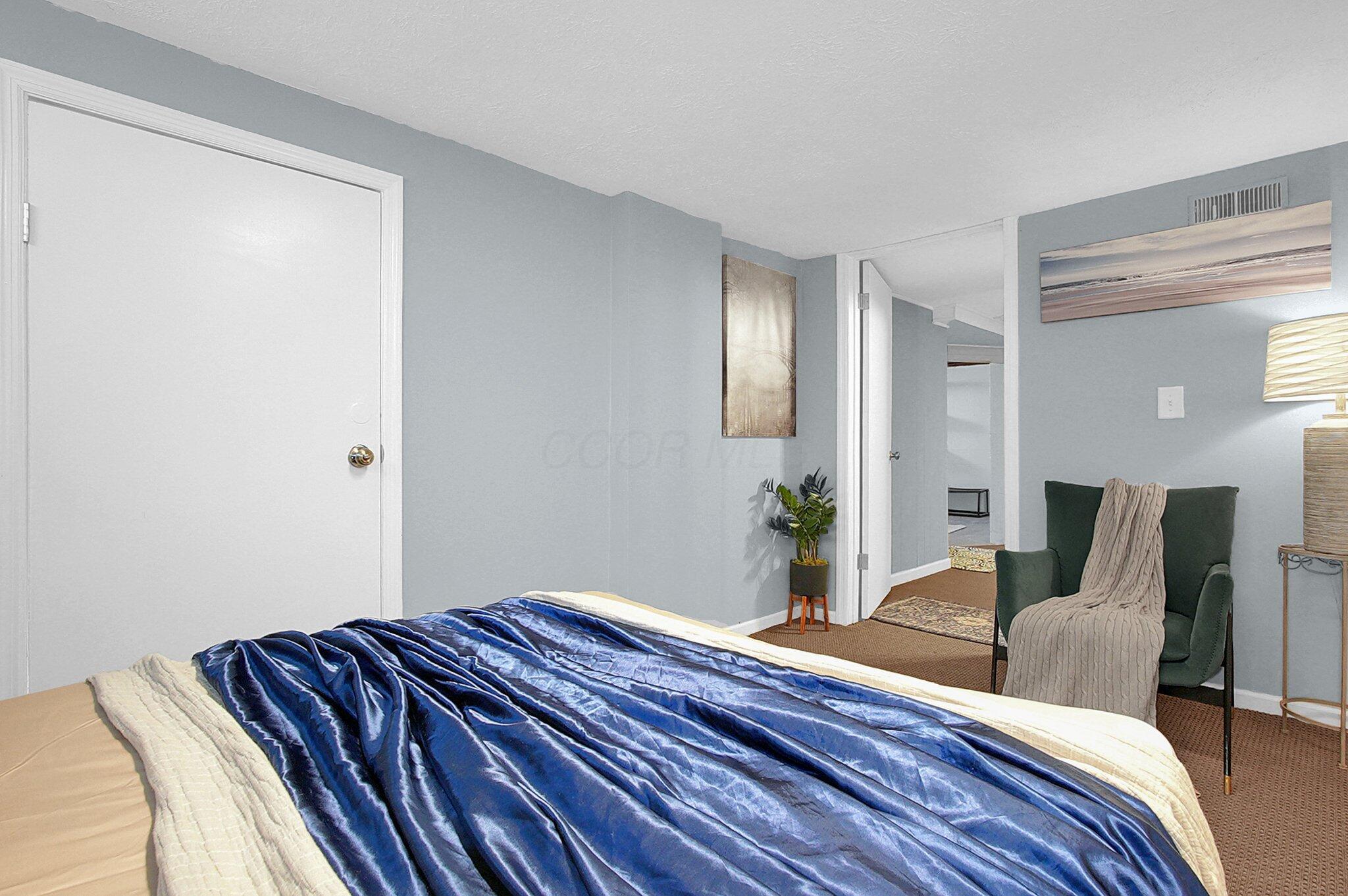 1011 Republic Avenue Property Photo 11