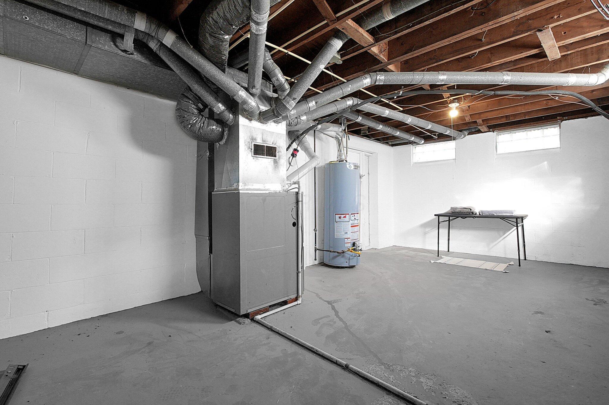 1011 Republic Avenue Property Photo 24