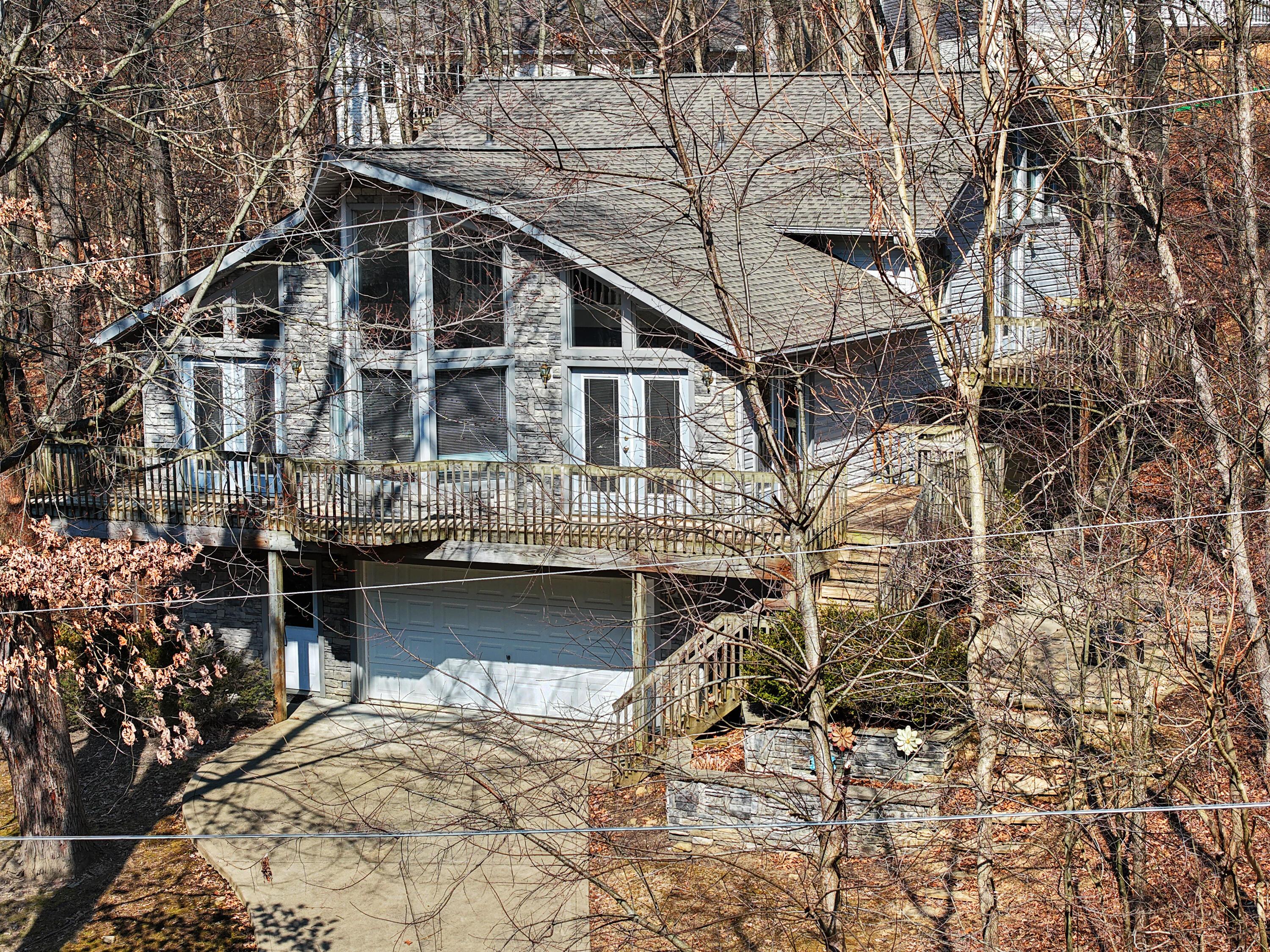 418 Valleyridge Drive Property Photo 1