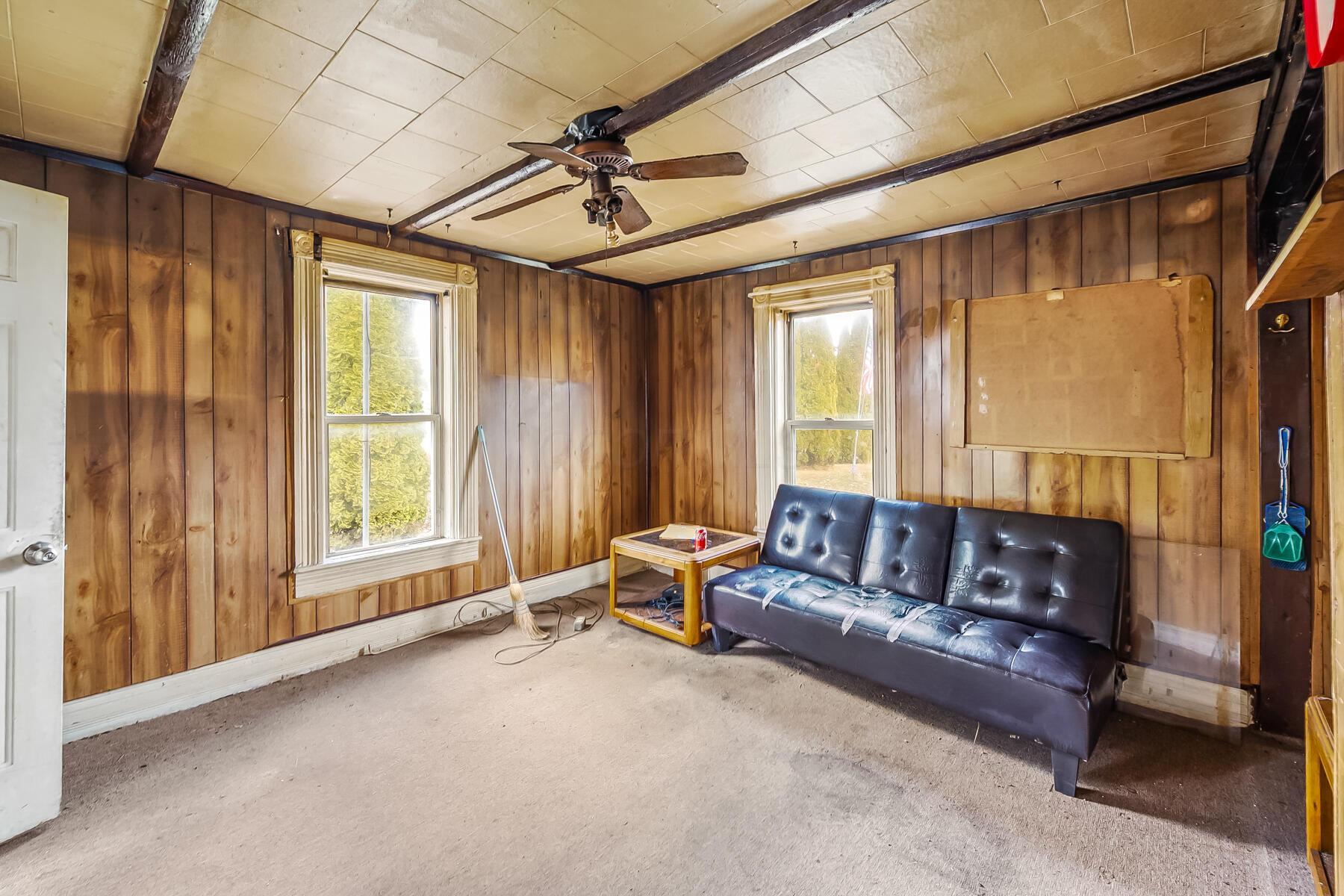 10 Smith Street Property Photo 12