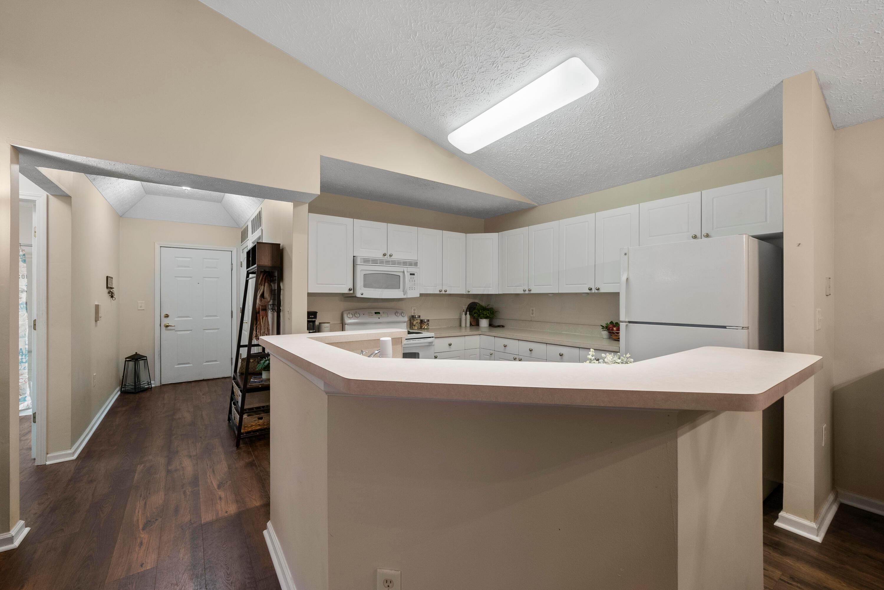 1853 Fortstone Lane Property Photo 6