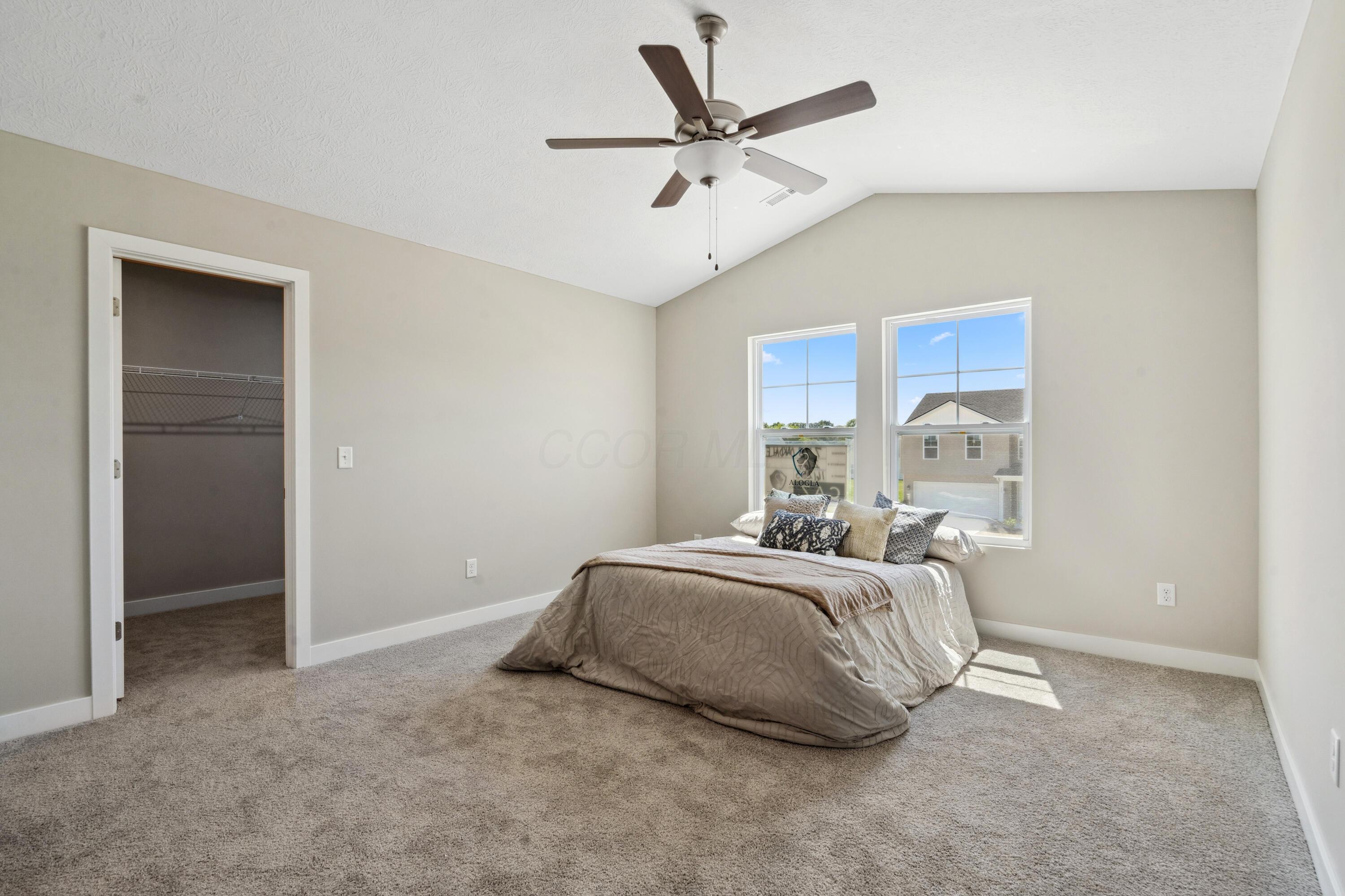 53 Genoa Circle Property Photo 8