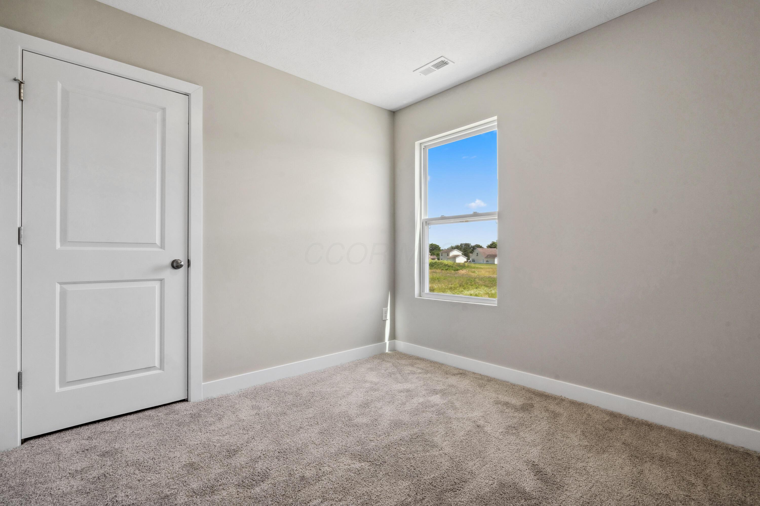 53 Genoa Circle Property Photo 16