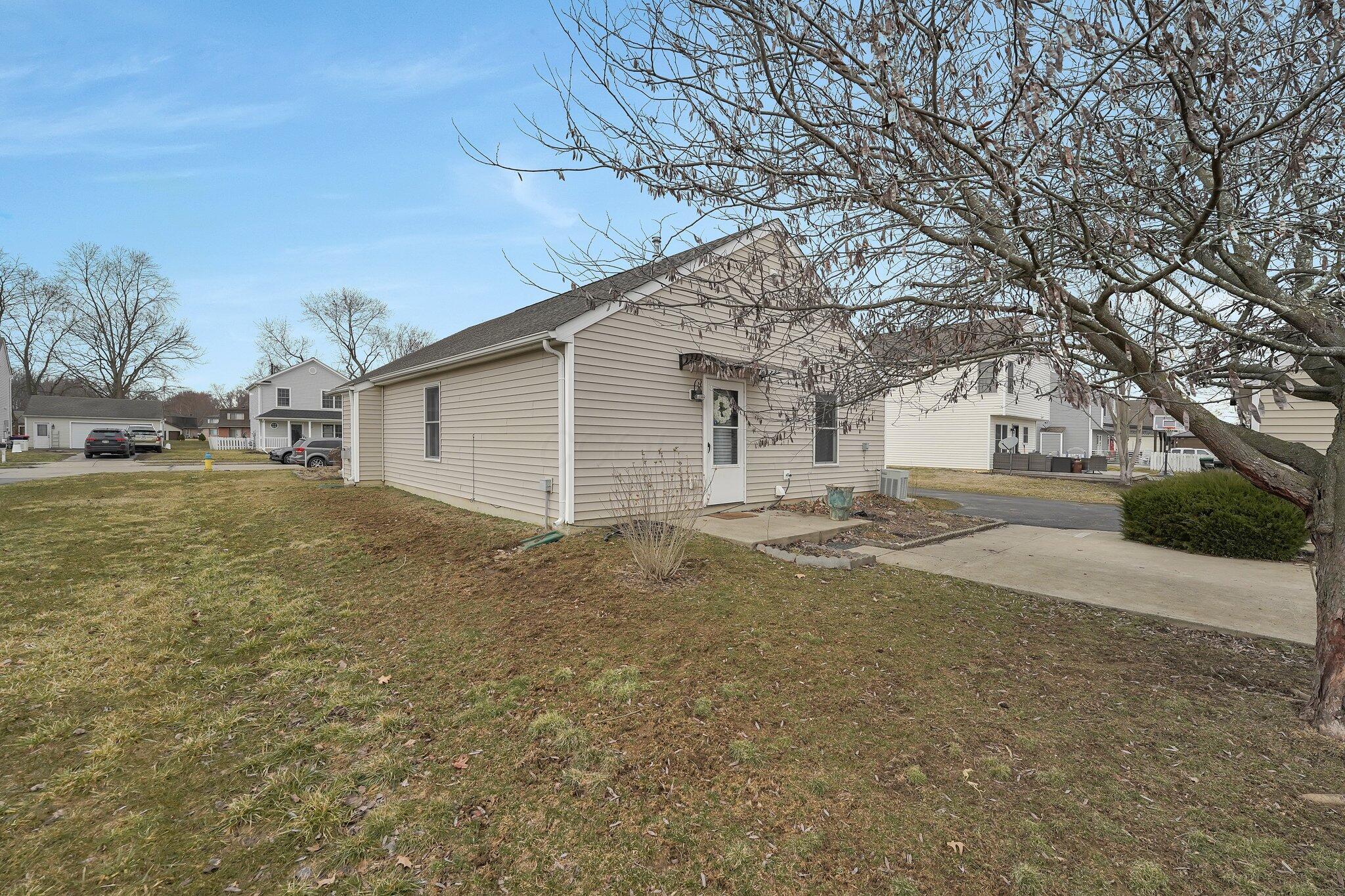 1121 Lake Forest Drive Property Photo 24