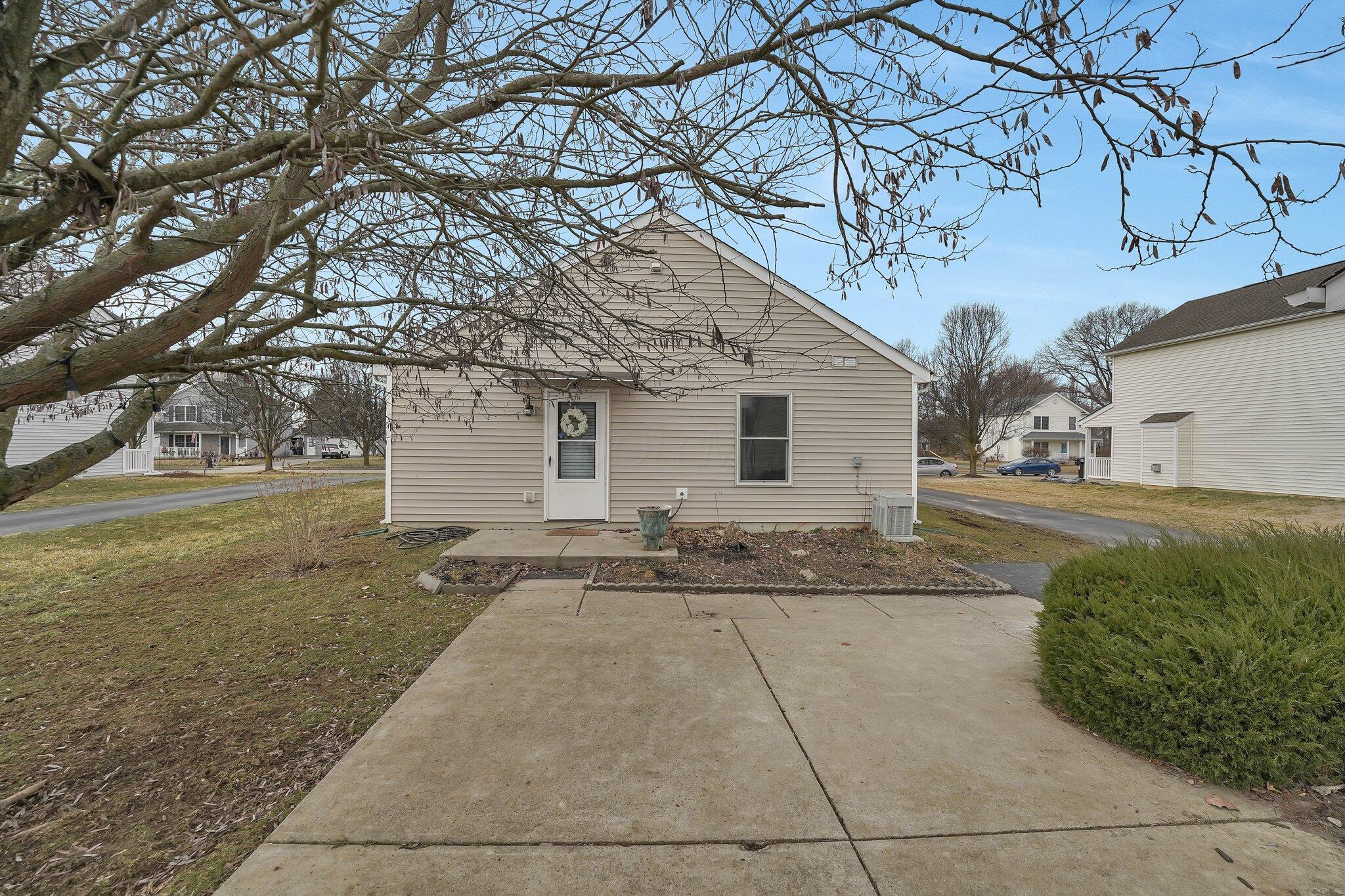 1121 Lake Forest Drive Property Photo 25