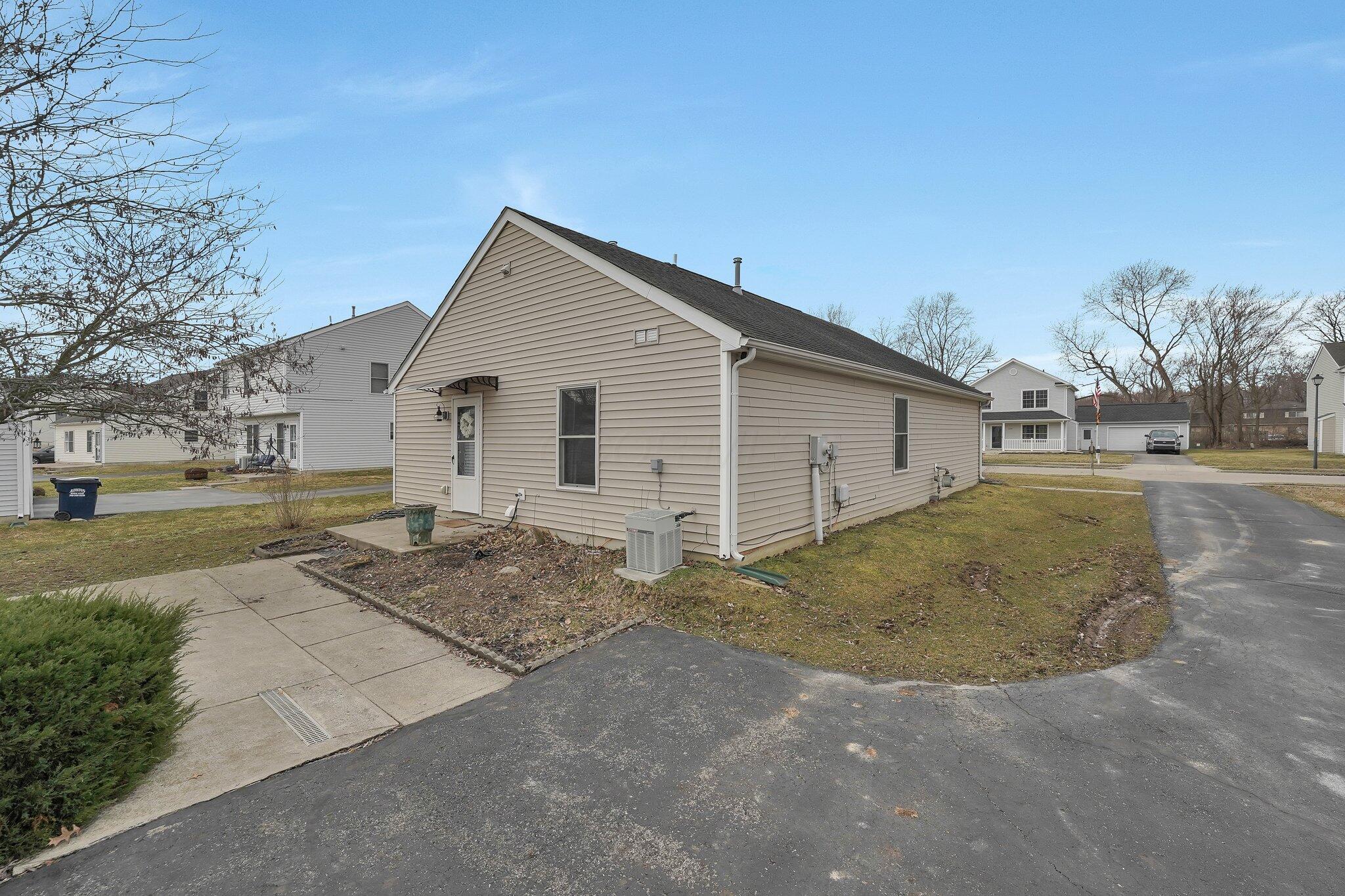 1121 Lake Forest Drive Property Photo 26