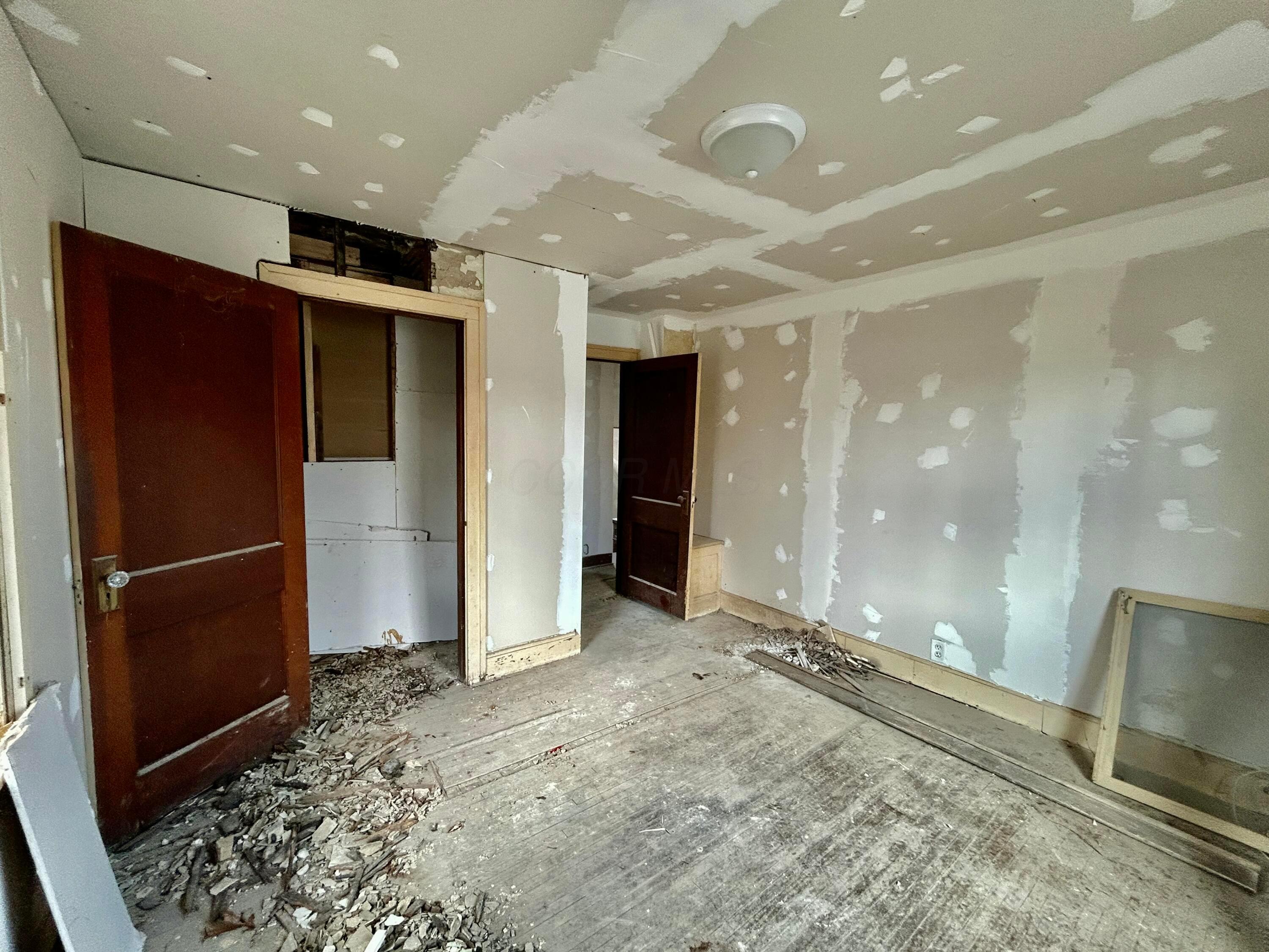 28 Cameron Avenue Property Photo 3