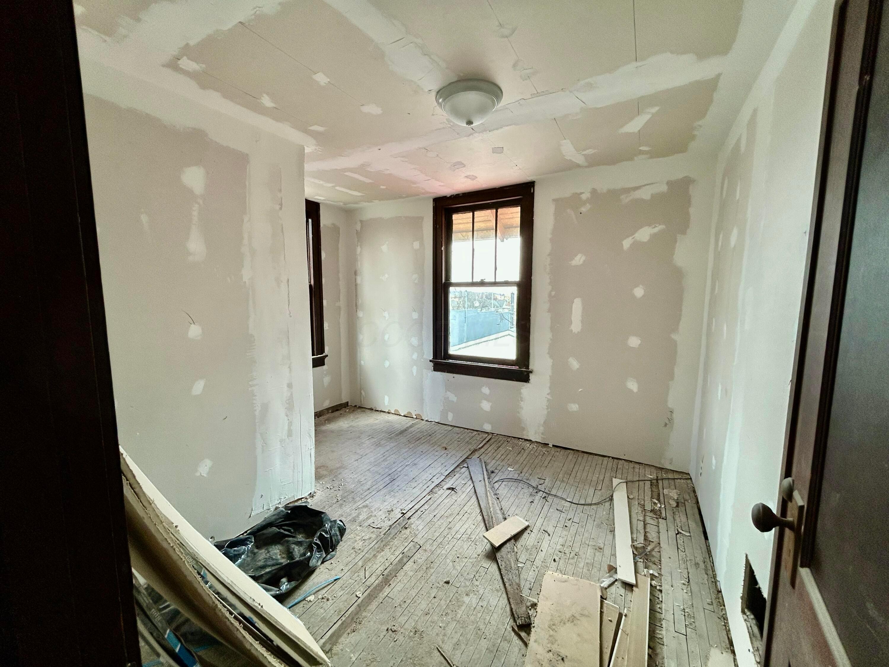 28 Cameron Avenue Property Photo 6