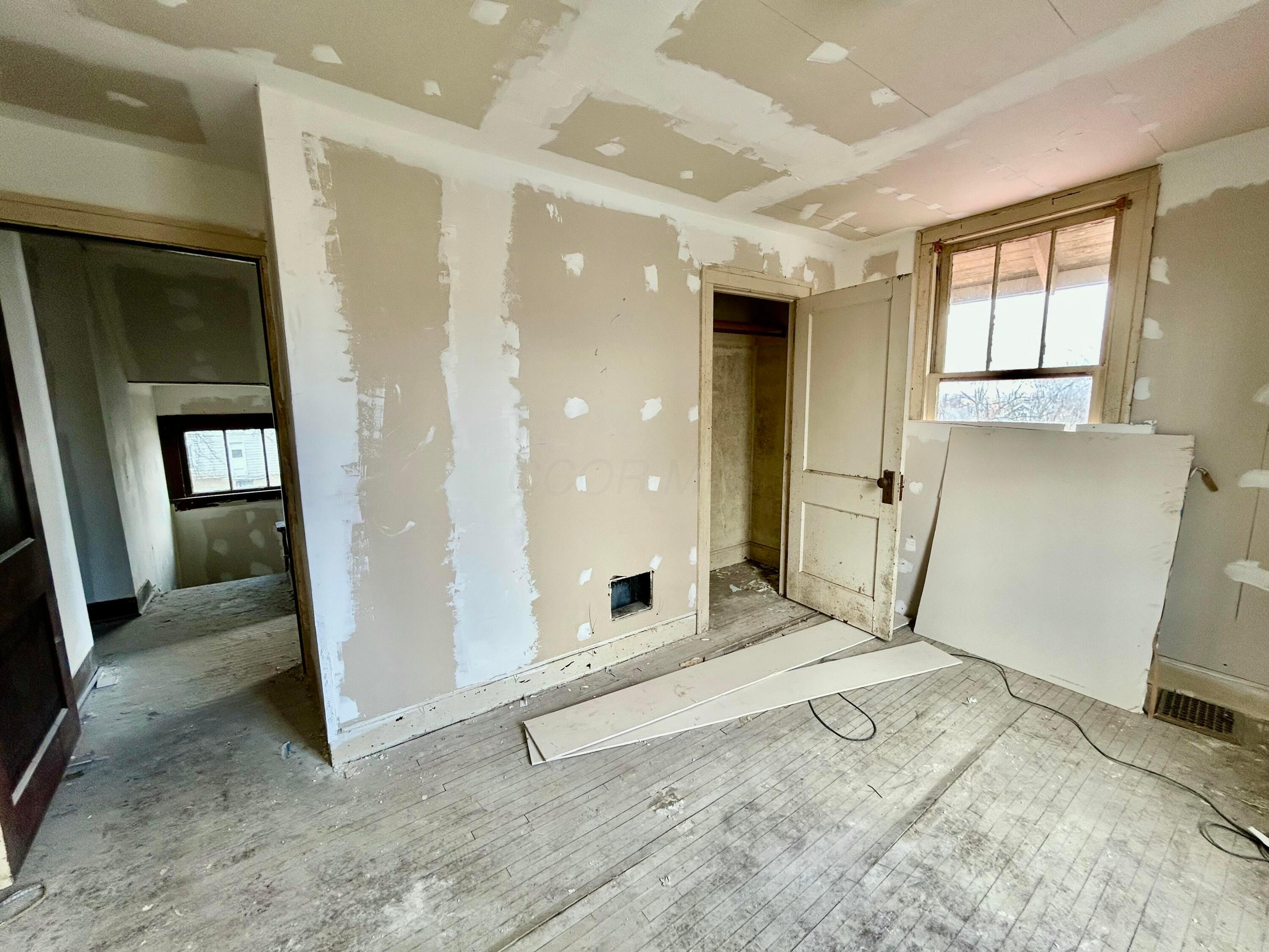 28 Cameron Avenue Property Photo 8
