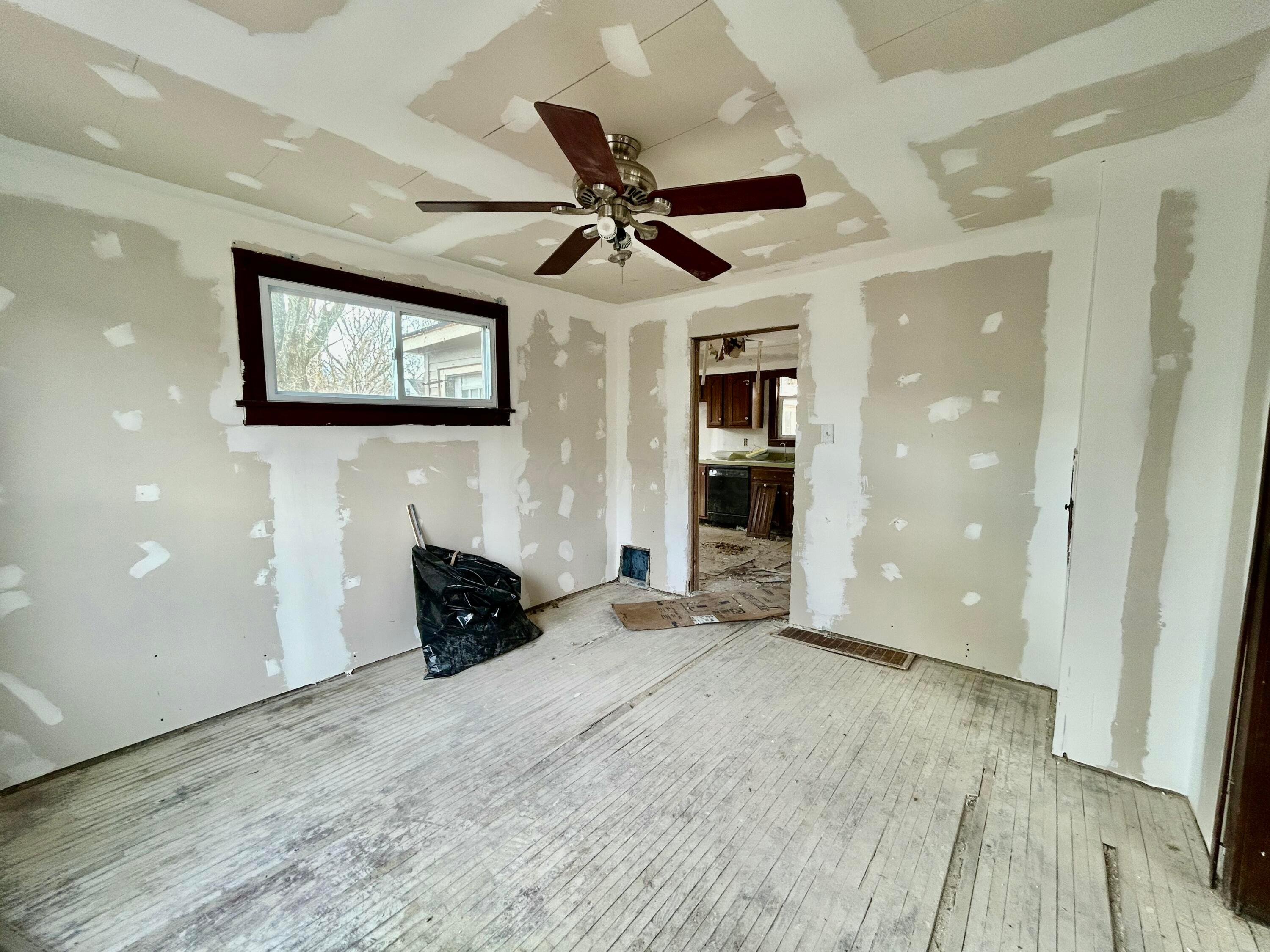 28 Cameron Avenue Property Photo 14