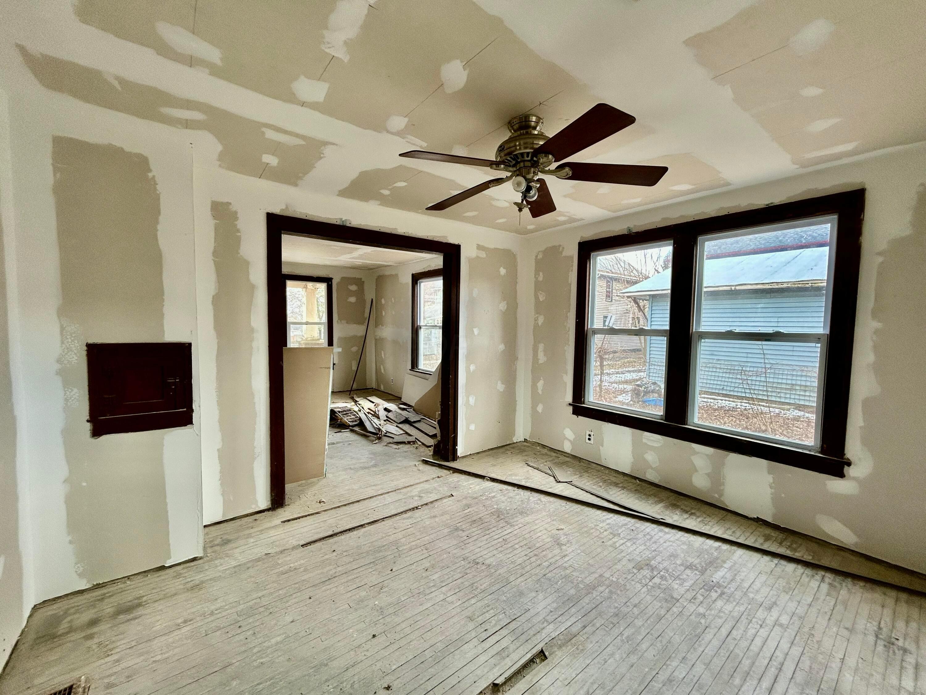 28 Cameron Avenue Property Photo 15
