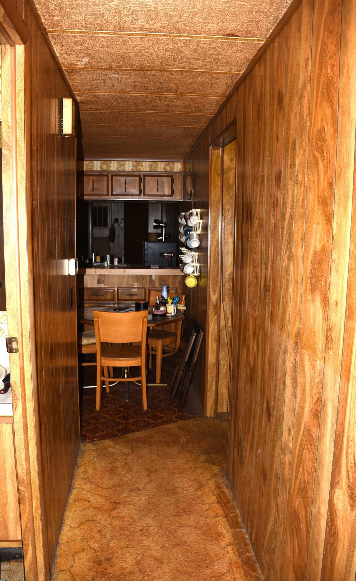 7279 Oakthorpe Road Ne Property Photo 8