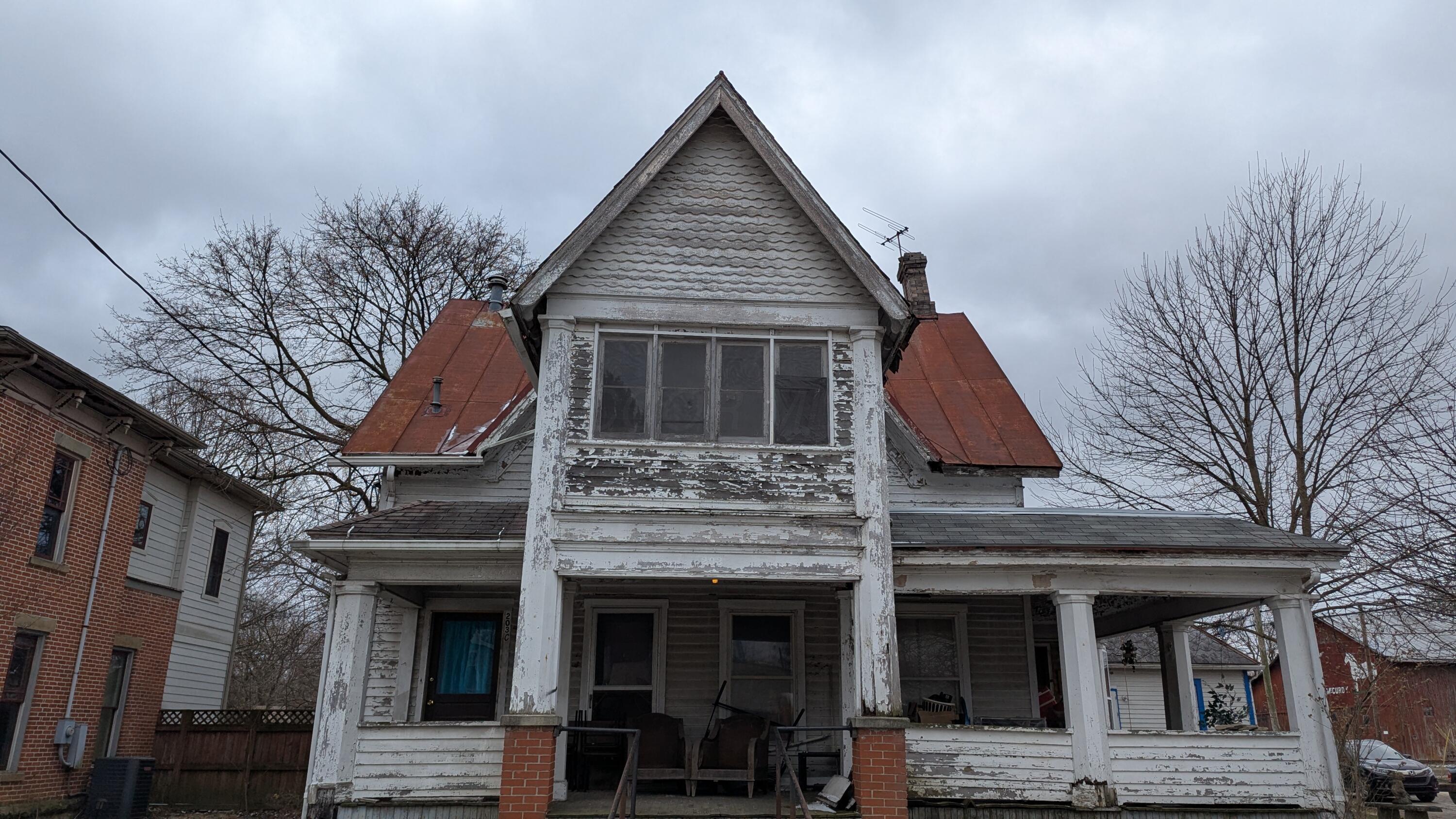 201 E High Street Property Photo
