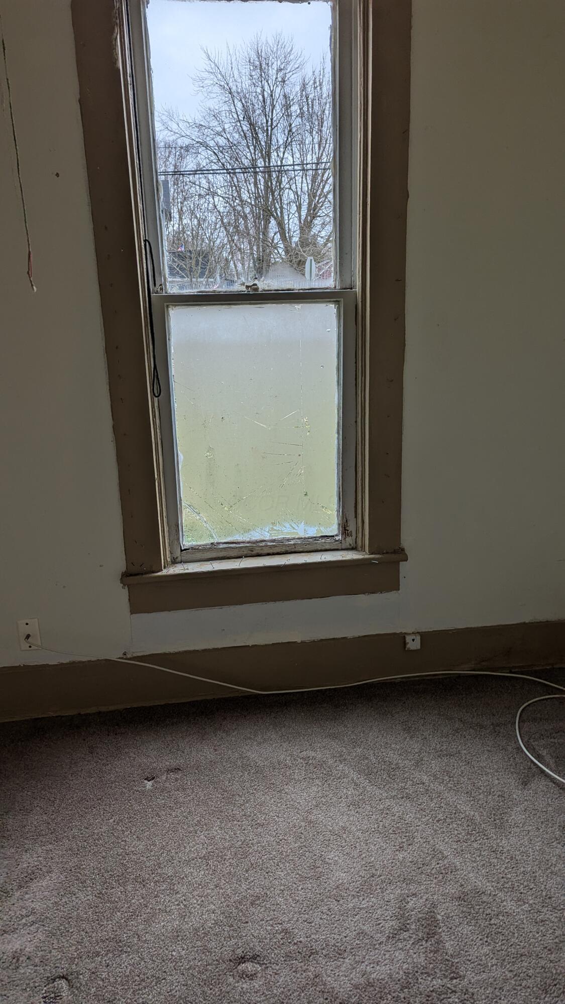 201 E High Street Property Photo 10
