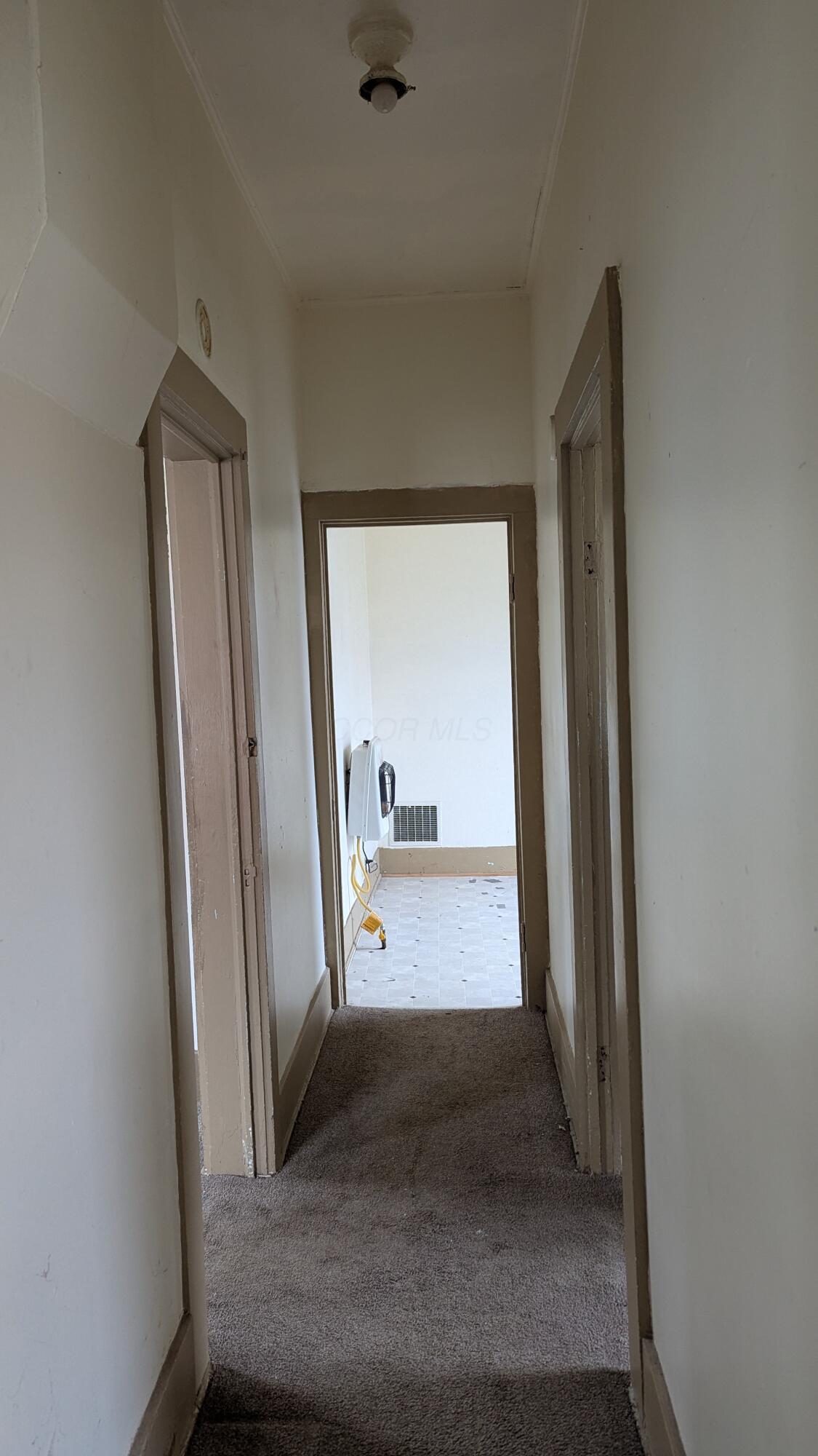 201 E High Street Property Photo 17