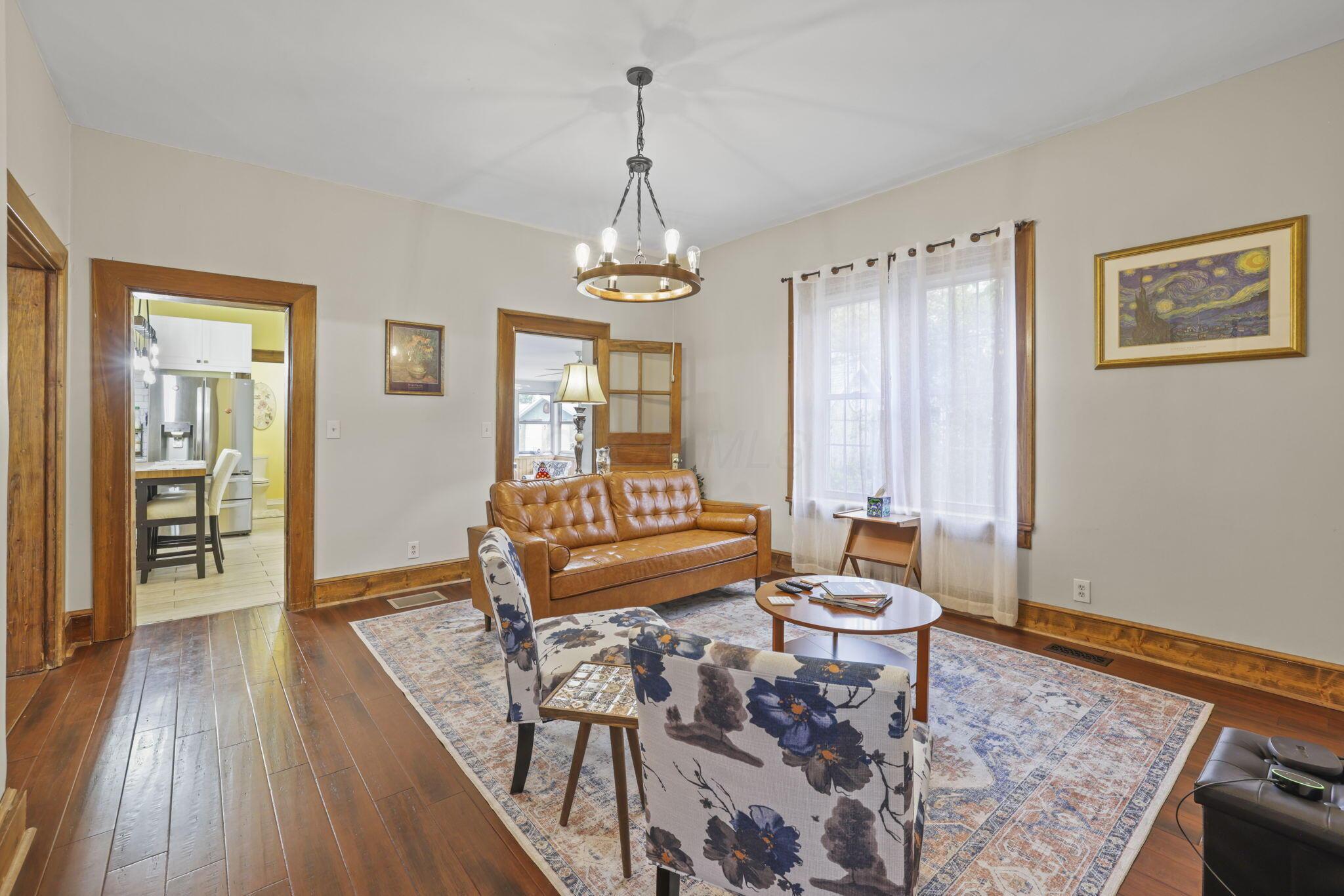 102 W Lincoln Avenue Property Photo 39