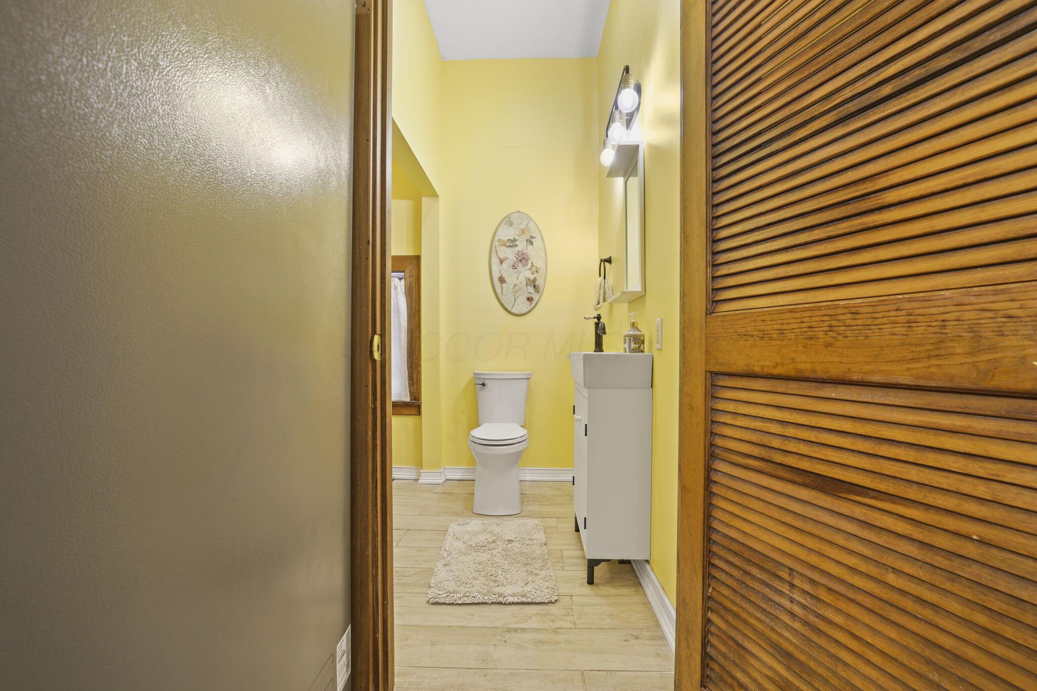 102 W Lincoln Avenue Property Photo 51
