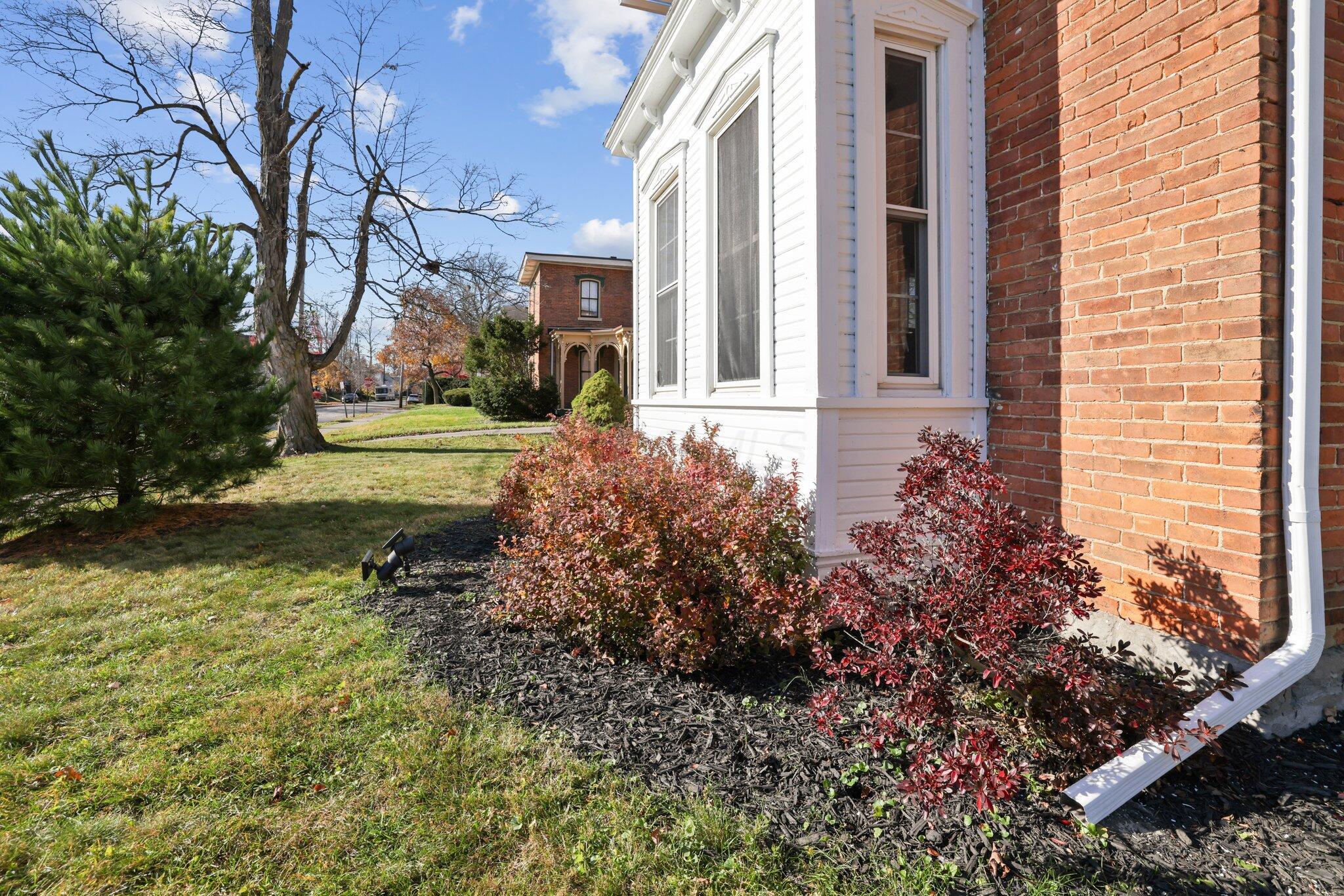 102 W Lincoln Avenue Property Photo 82