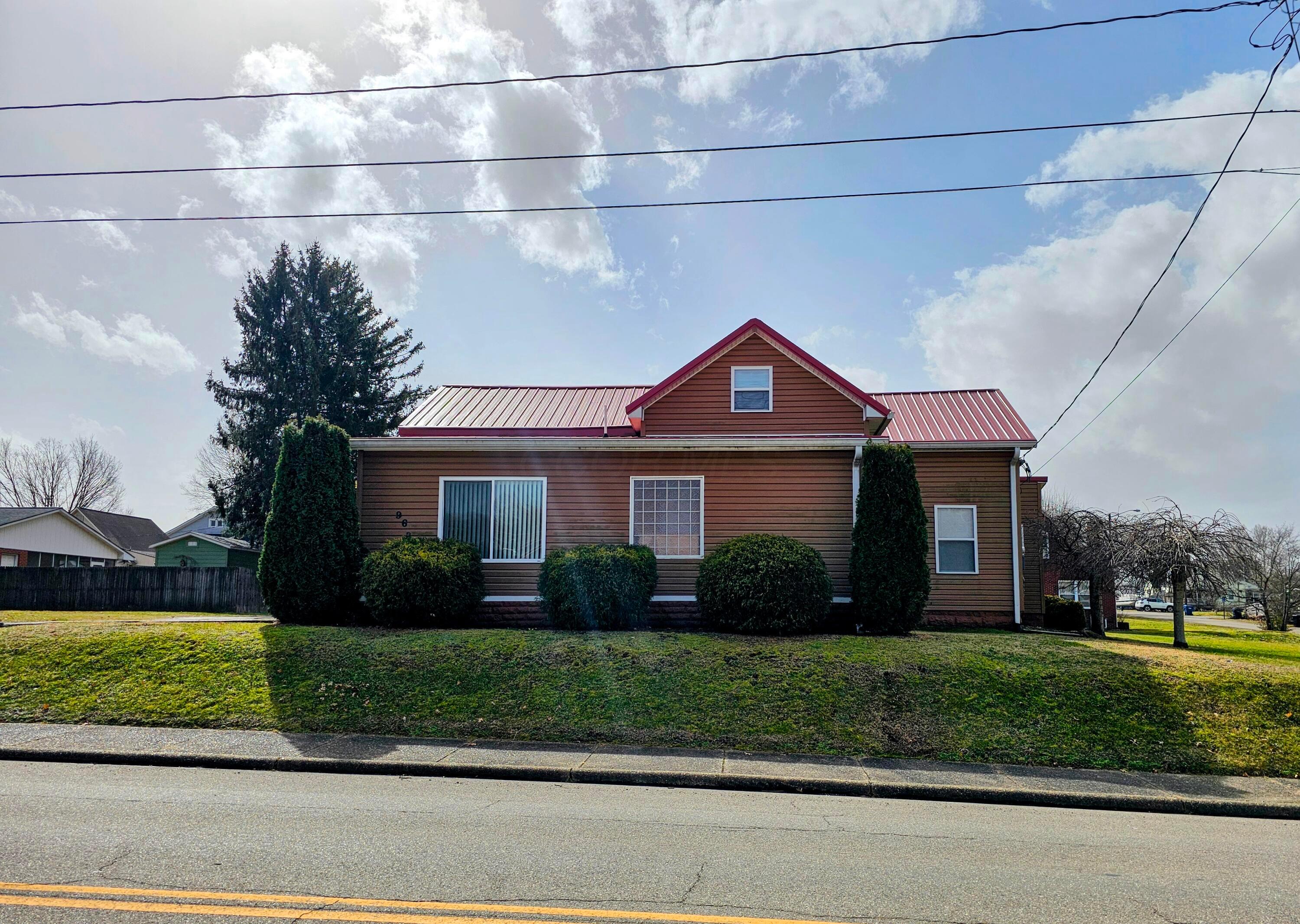 963 General Hartinger Parkway Property Photo