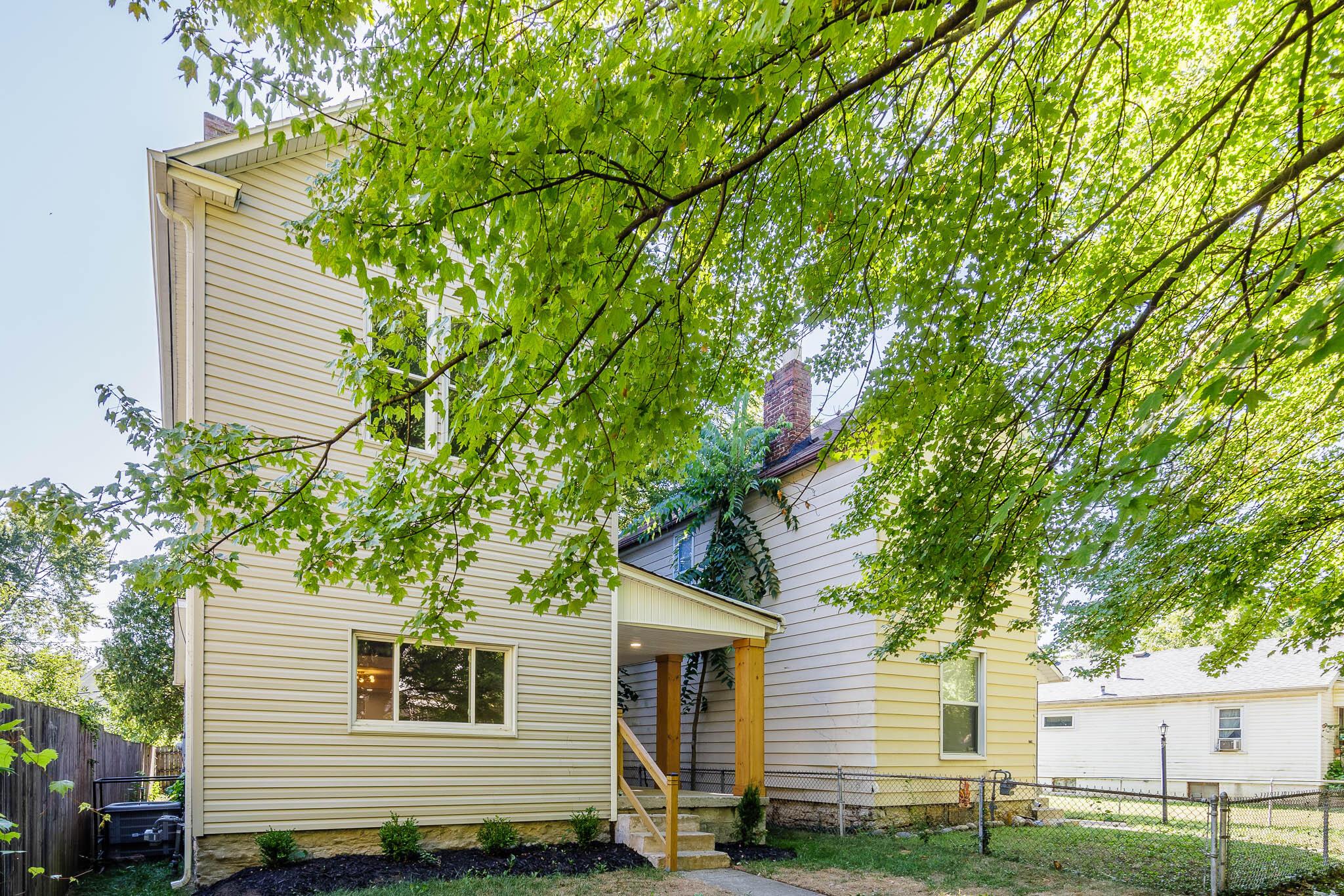 1718 S 3rd Street Property Photo 2